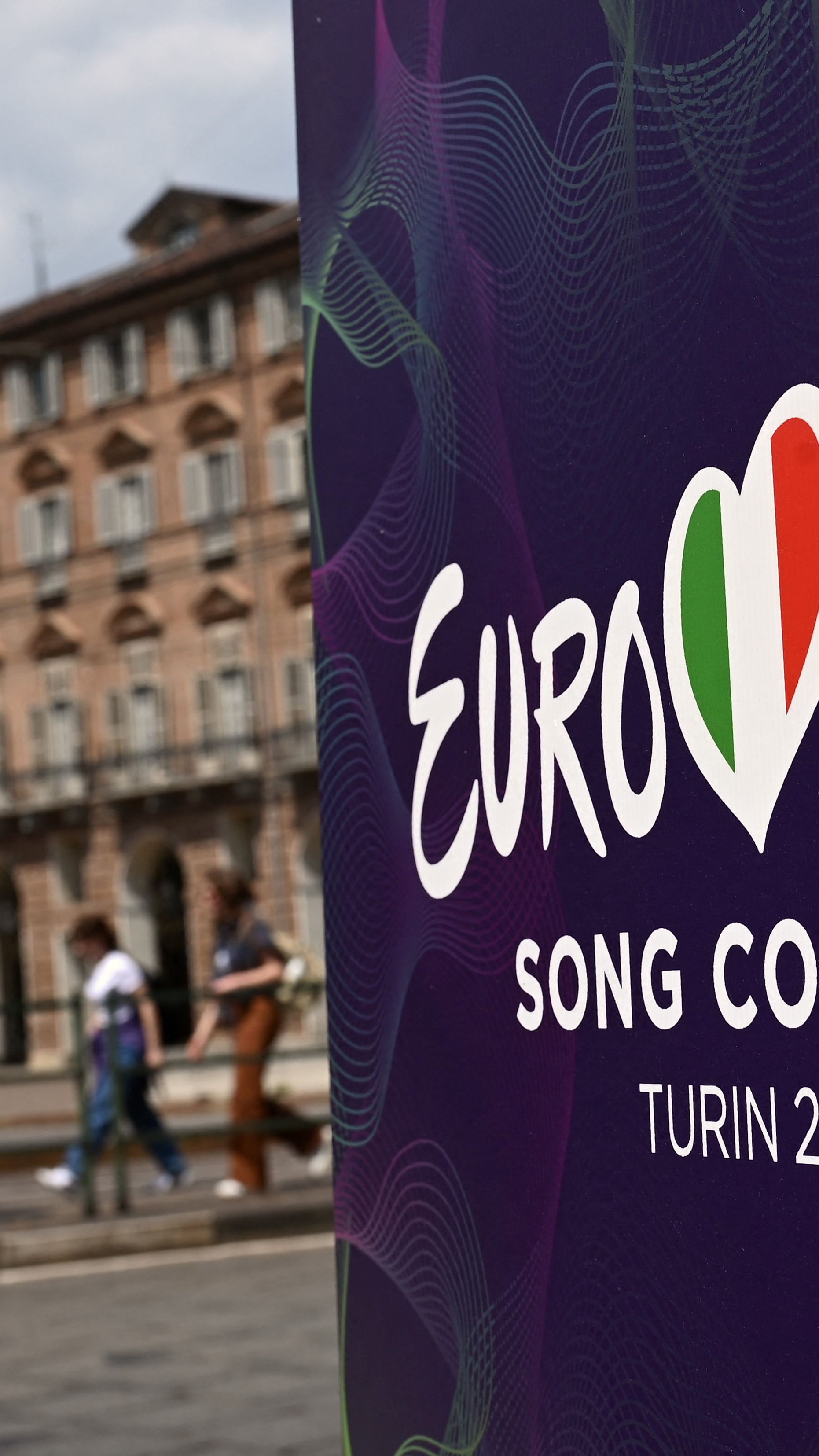 Eine Woche ESC in Turin mit allen Veranstaltungen kostet Fans etwa 9.600 Euro.