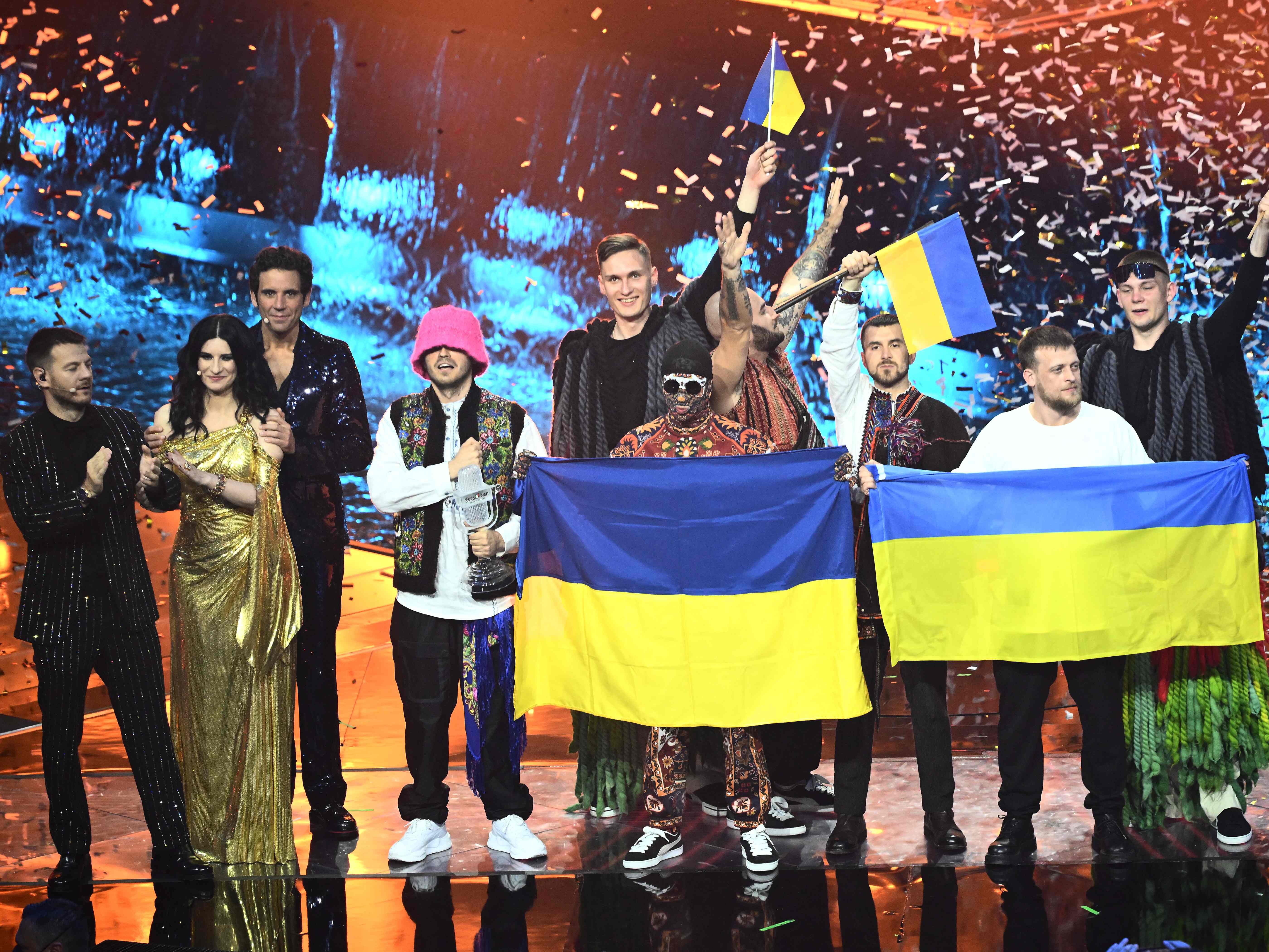 ESC-Favorit Kalush Orchestra aus der Ukraine holte den Sieg beim Song Conest in Turin. ESC-Favorit Kalush Orchestra aus der Ukraine holte den Sieg beim Song Conest in Turin.