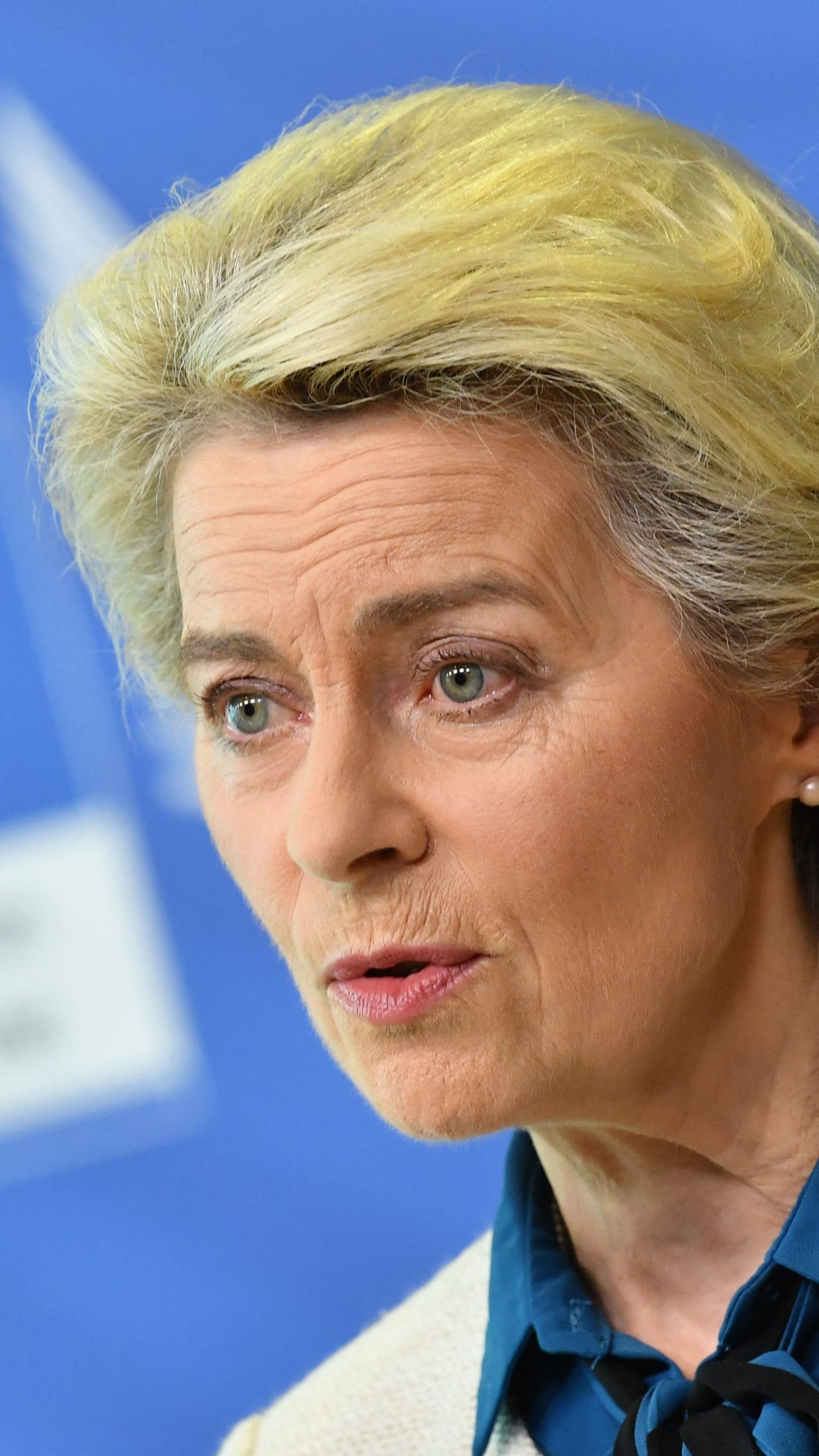 Die EU-Kommission will die Ukraine mit einem neun Milliarden Euro Kredit helfen.