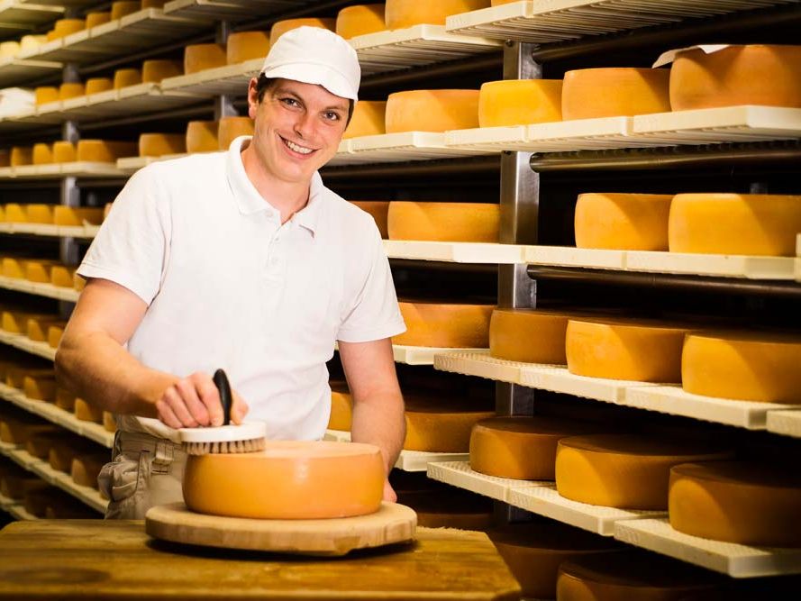 Christoph Schwarzmann, Meistersenn der Sennerei Langenegg: „Wir stehen zu unserem Produkt und sind authentisch. Bei uns kann man noch sehen, wie der Käse entsteht.“