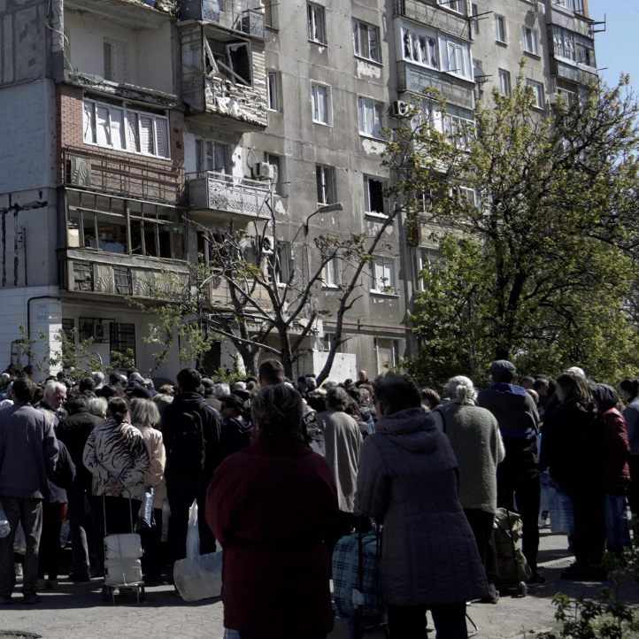 Augenzeugen hätten von "brutalen Verhören" in diesen Lagern berichtet
