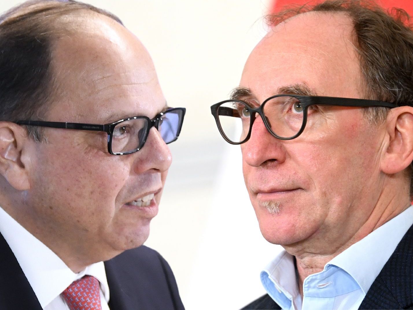 Gesundheitsminister denkt an Verpflichtung für Medizin-Absolventen Gesundheitsminister denkt an Verpflichtung für Medizin-Absolventen