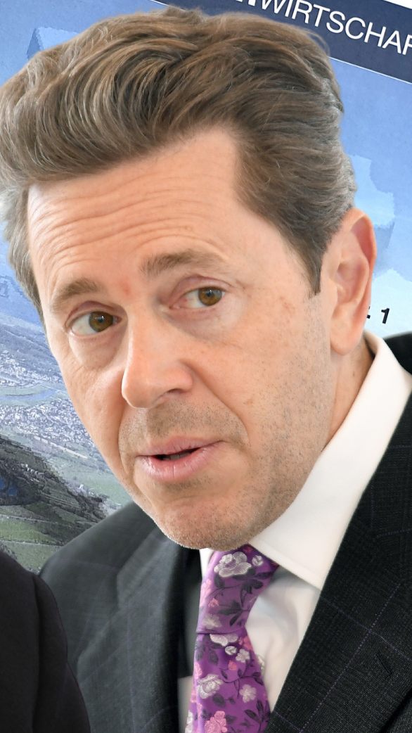 Im Rahmen der Selbstverwaltung - Beschluss durch erweitertes Präsidium