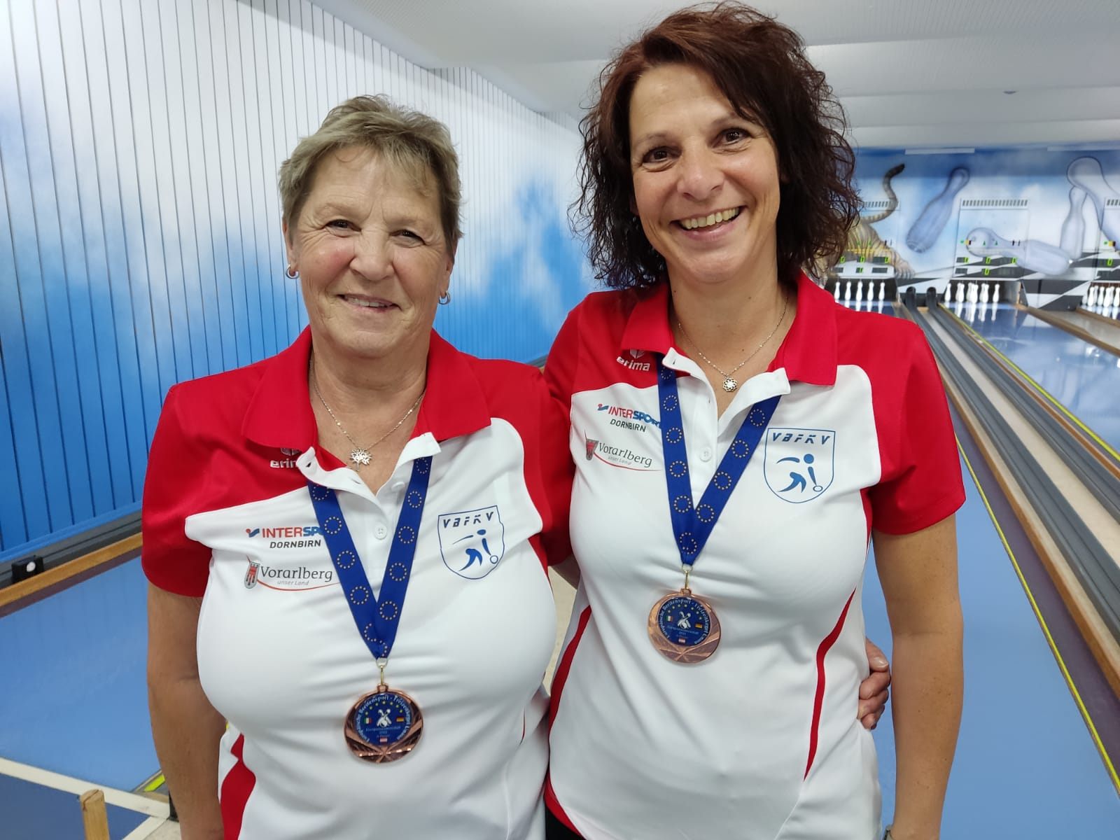 Bronze für Doris und Carmen Schatzmann