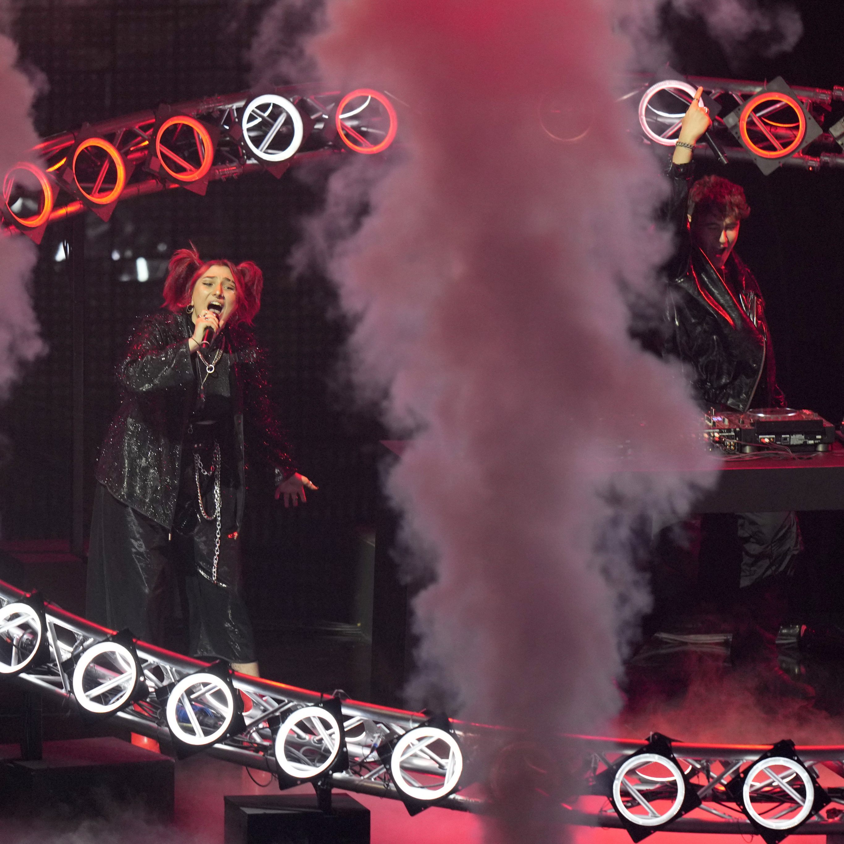 Was gelingt Österreich - oder besser gesagt LUM!X feat. Pia Maria beim Song Contest?