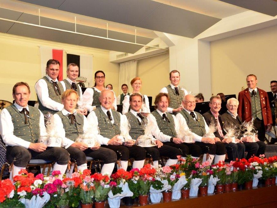 Muttertagskonzert Harmoniemusik Stallehr-Bings-Radin