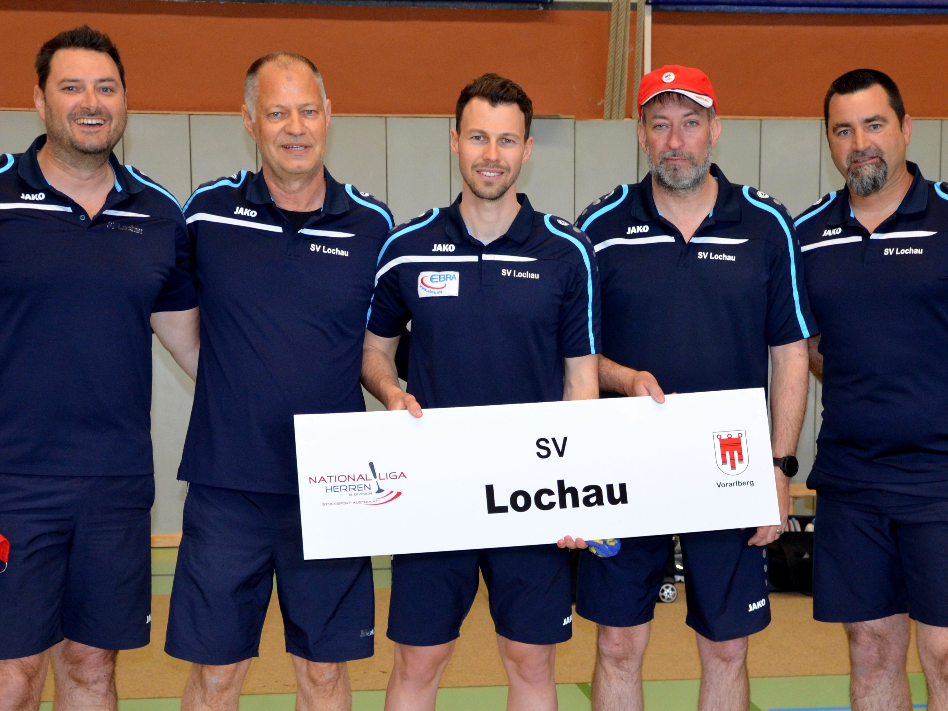 Der SV Lochau Stocksport hat sich als Vorarlberger Landesmeister 2021 für die österreichische Nationalliga qualifiziert: Das Lochauer Team mit Stefan Pienz, Christoph Sohm, Abraham Sohm, Marcel Bühler (Schweizer Nationalteamspieler/Neu im Team) und Robert Pienz. Der SV Lochau Stocksport hat sich als Vorarlberger Landesmeister 2021 für die österreichische Nationalliga qualifiziert: Das Lochauer Team mit Stefan Pienz, Christoph Sohm, Abraham Sohm, Marcel Bühler (Schweizer Nationalteamspieler/Neu im Team) und Robert Pienz.