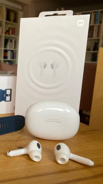 Die Xiaomi Watch S1 Active und die Xiaomi Buds 3T Pro im Vienna.at-Test.