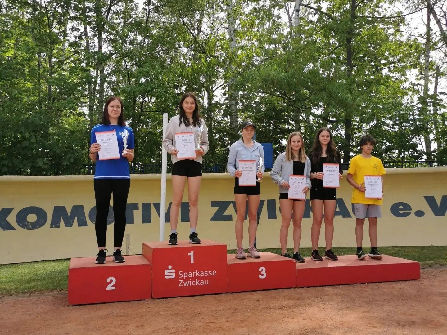 Nina Bleiner siegt im Startwettkampf Nina Bleiner siegt im Startwettkampf