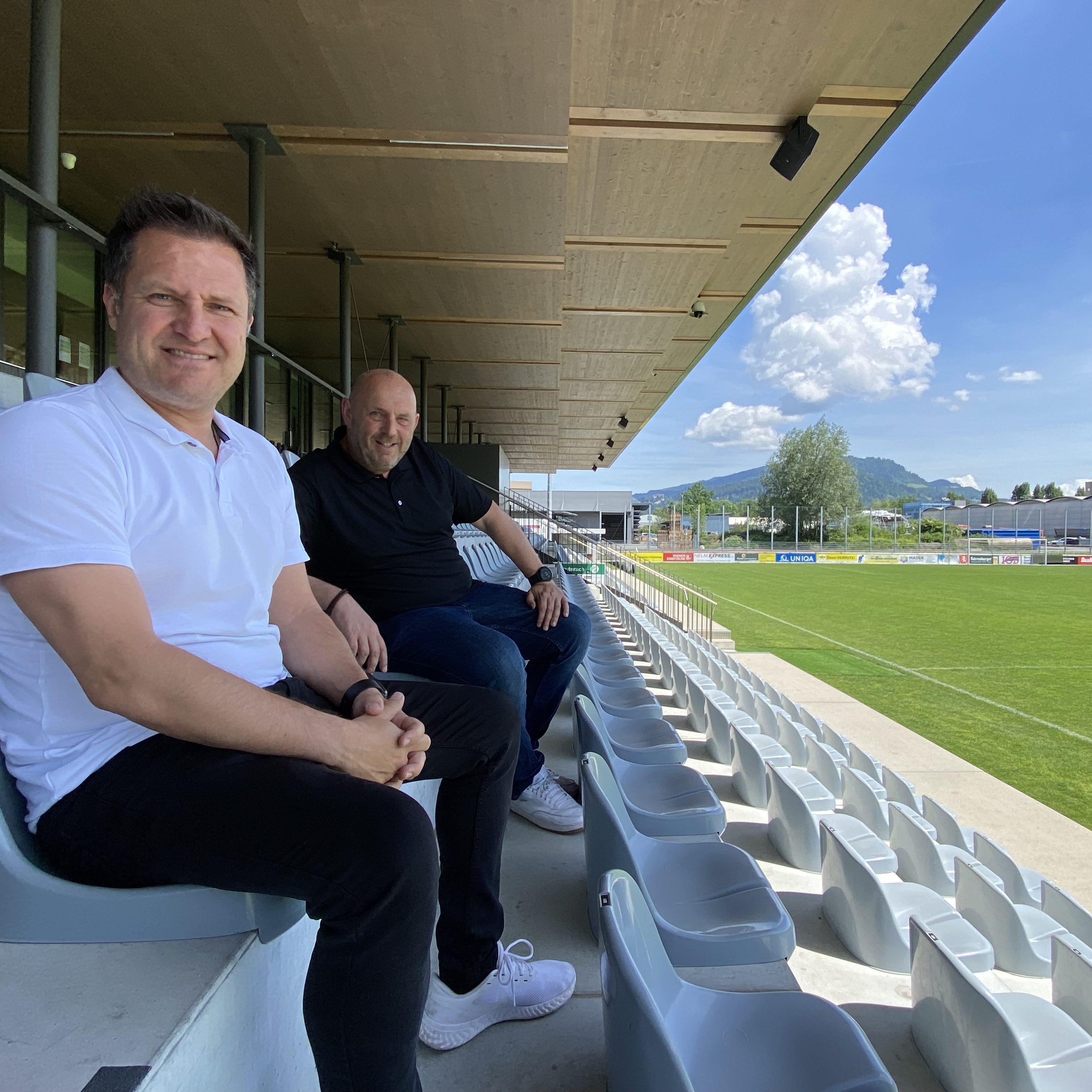 Jussel und Heimpel im neuen Stadion.