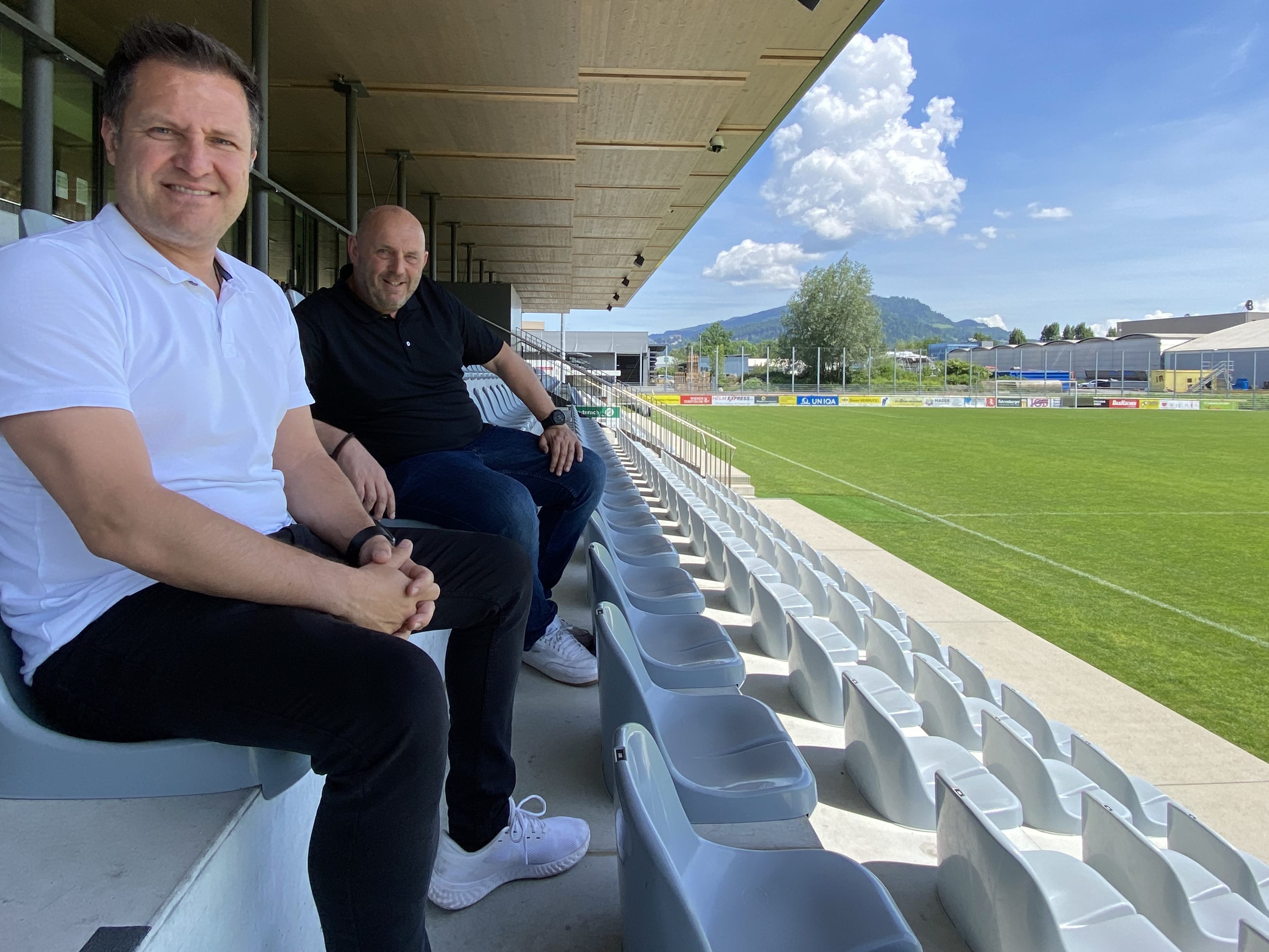 Jussel und Heimpel im neuen Stadion.