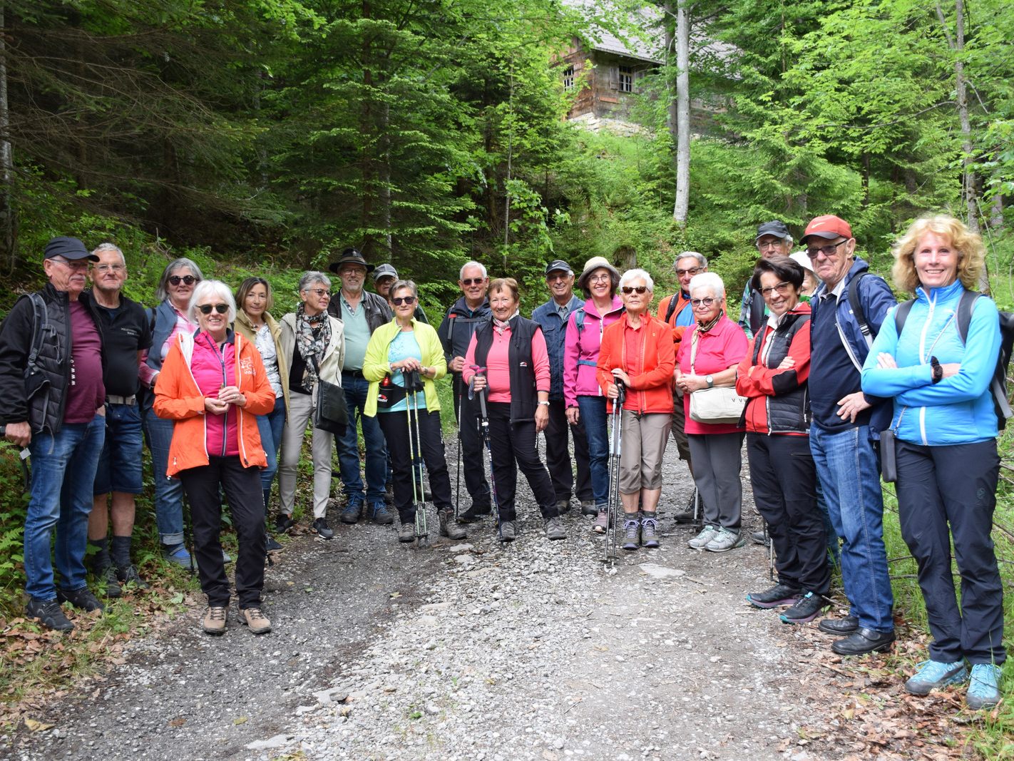 Die Senioren-Gruppe bei der Latora-Quelle