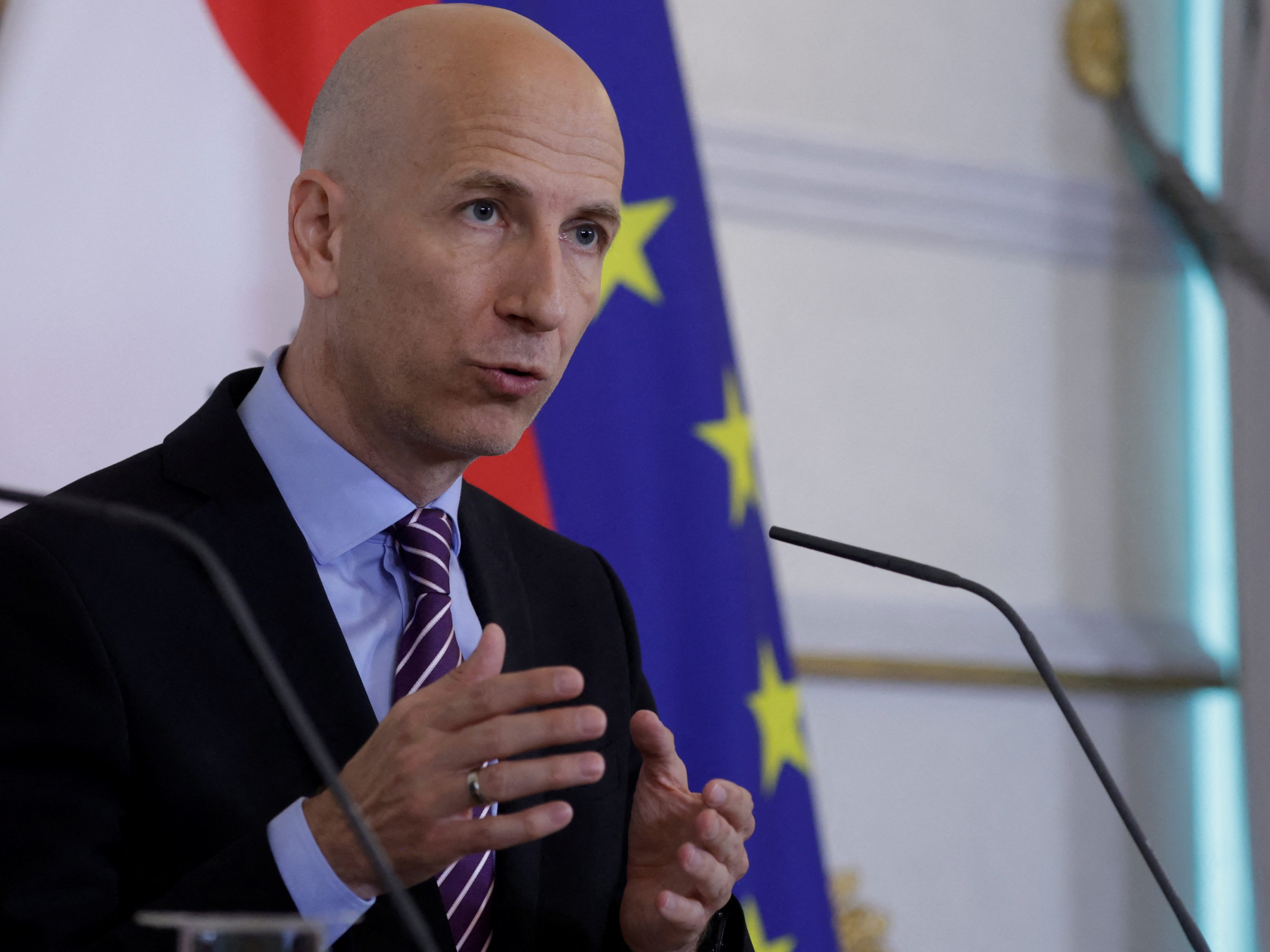 Knapp ein Drittel der geflüchteten Ukrainerinnen und Ukrainer hat einen akademischen Abschluss. Knapp ein Drittel der geflüchteten Ukrainerinnen und Ukrainer hat einen akademischen Abschluss.