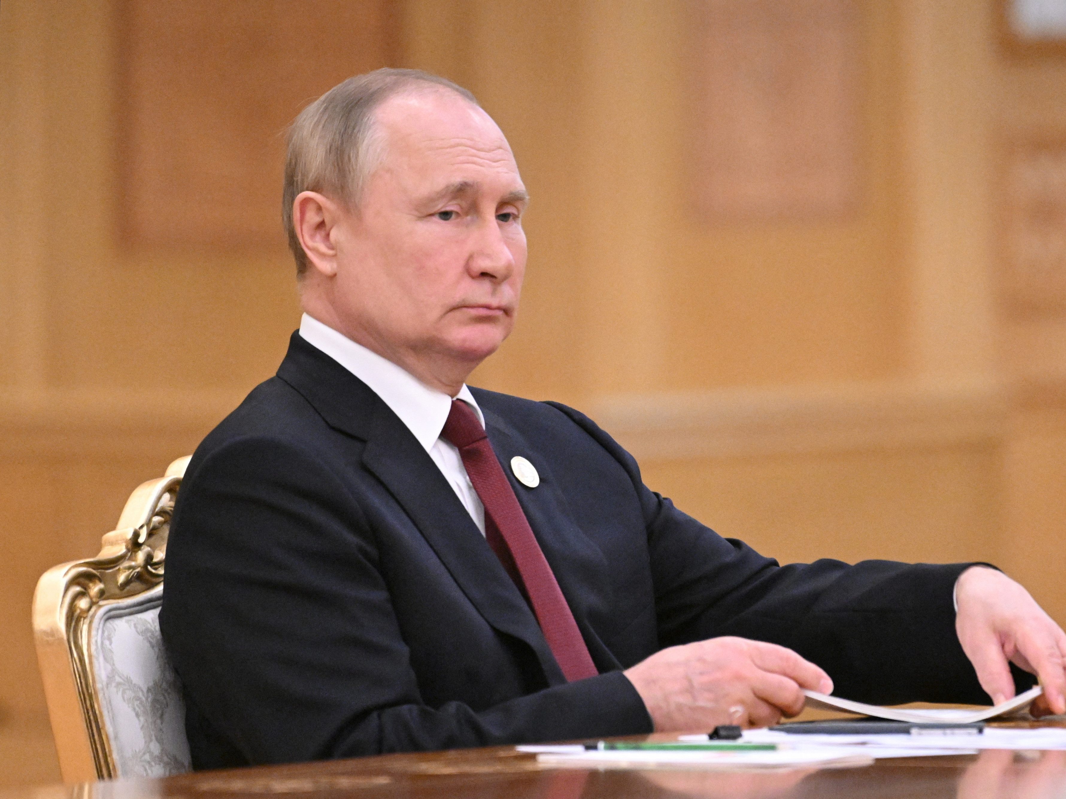 Laut Putin läuft in der Ukraine "alles nach Plan". Laut Putin läuft in der Ukraine "alles nach Plan".