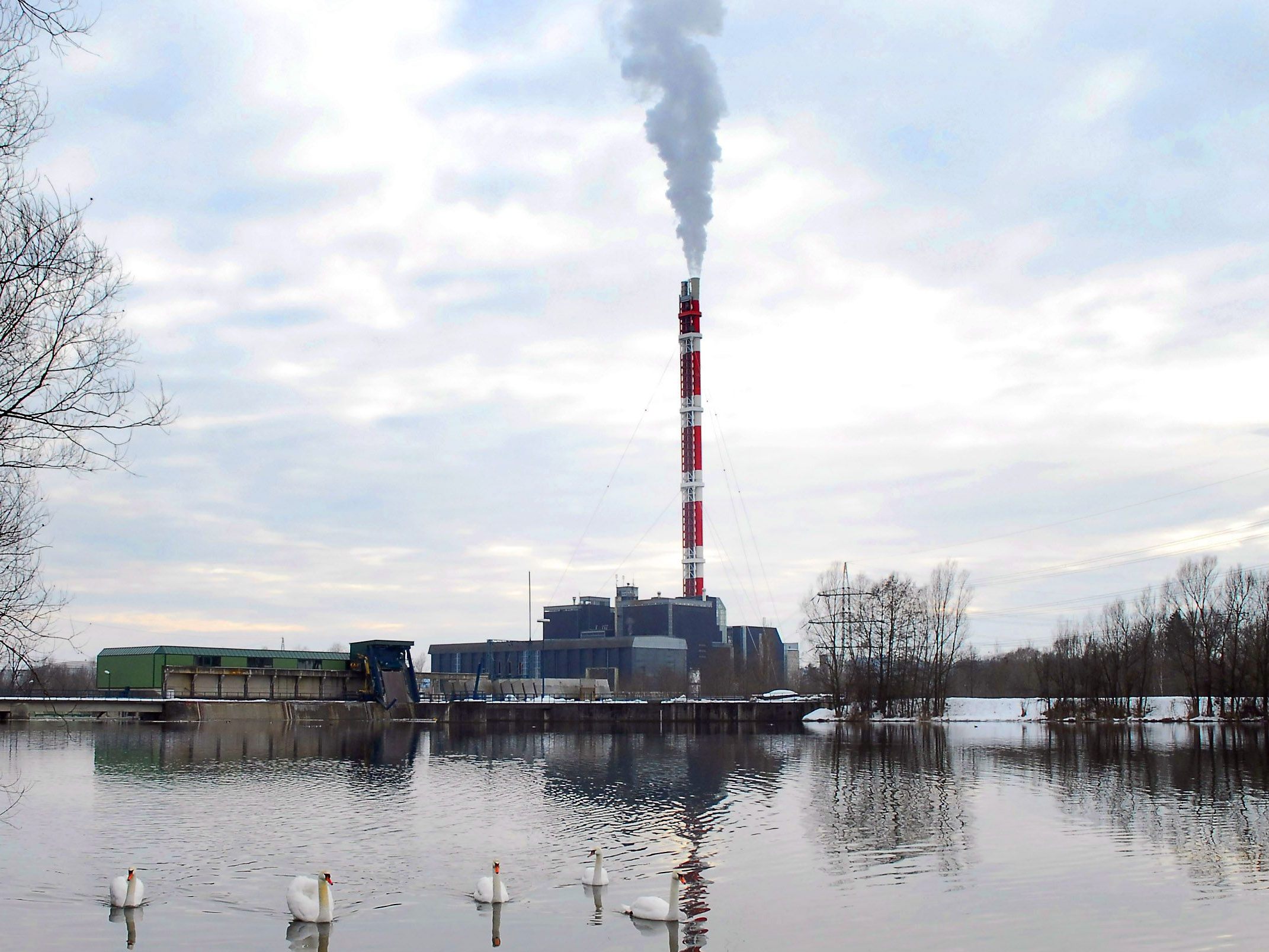 Das steirische Kraftwerk Mellach soll im Notfall wieder Kohle verbrennen Das steirische Kraftwerk Mellach soll im Notfall wieder Kohle verbrennen