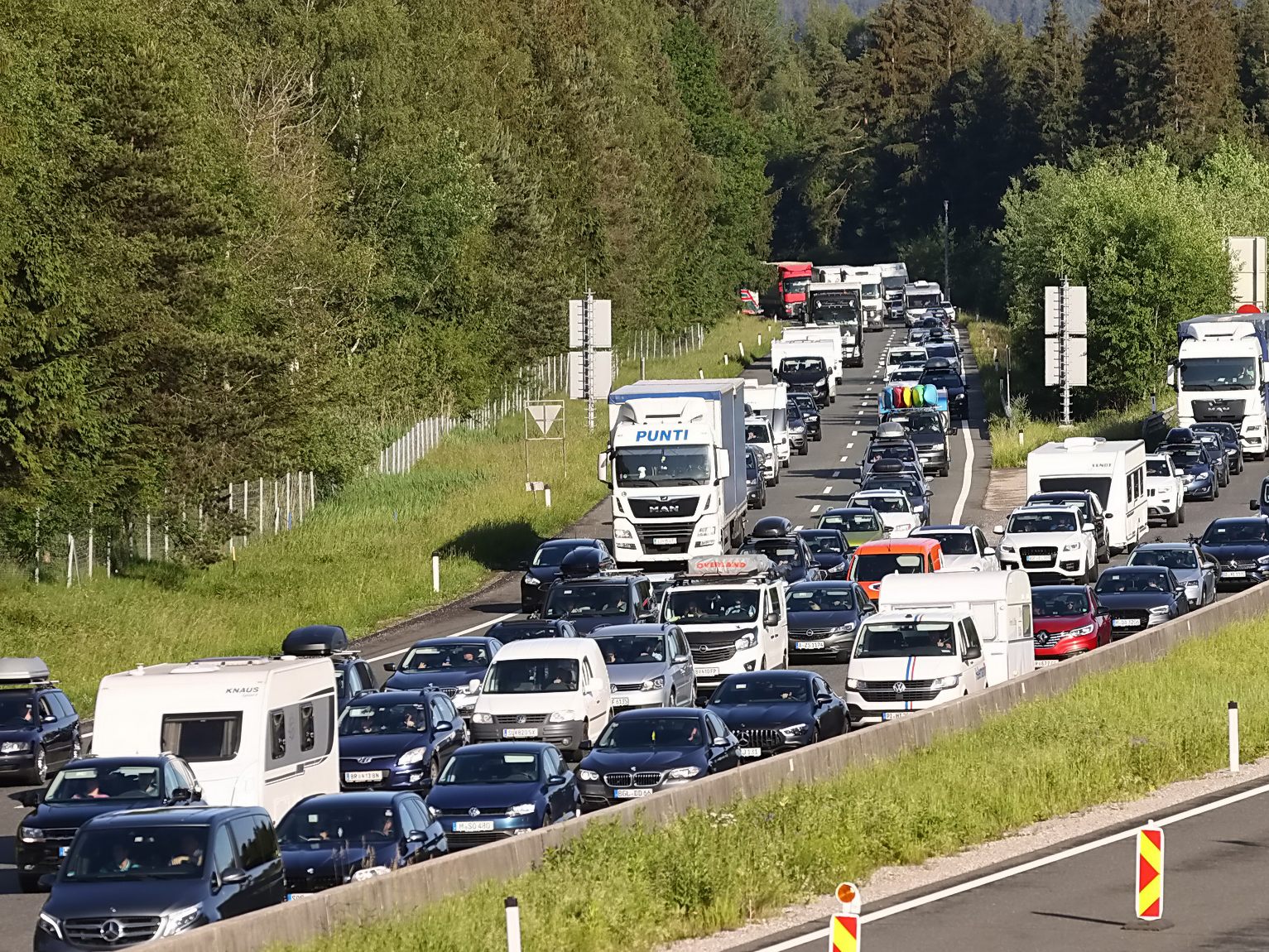 Der Reiseverkehr sorgte am Samstag für Staus in Österreich