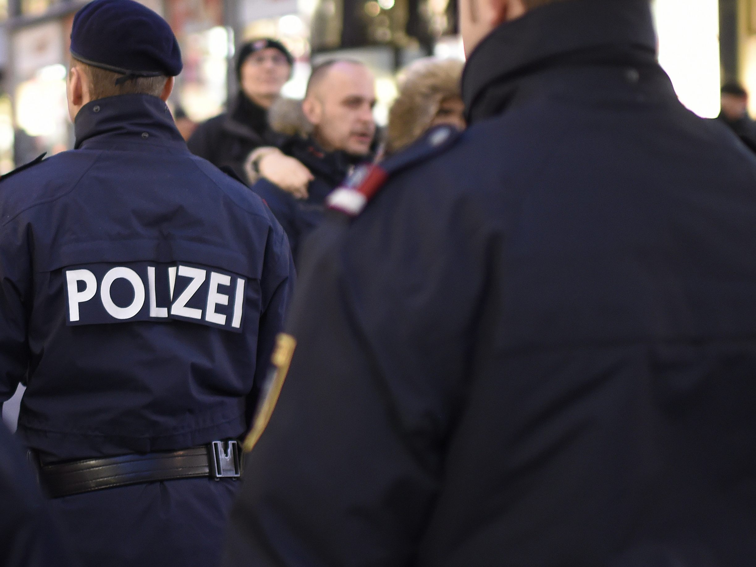 Die Polizei wurde zu einem Streit auf einem Spielplatz in Wien-Floridsdorf alarmiert.