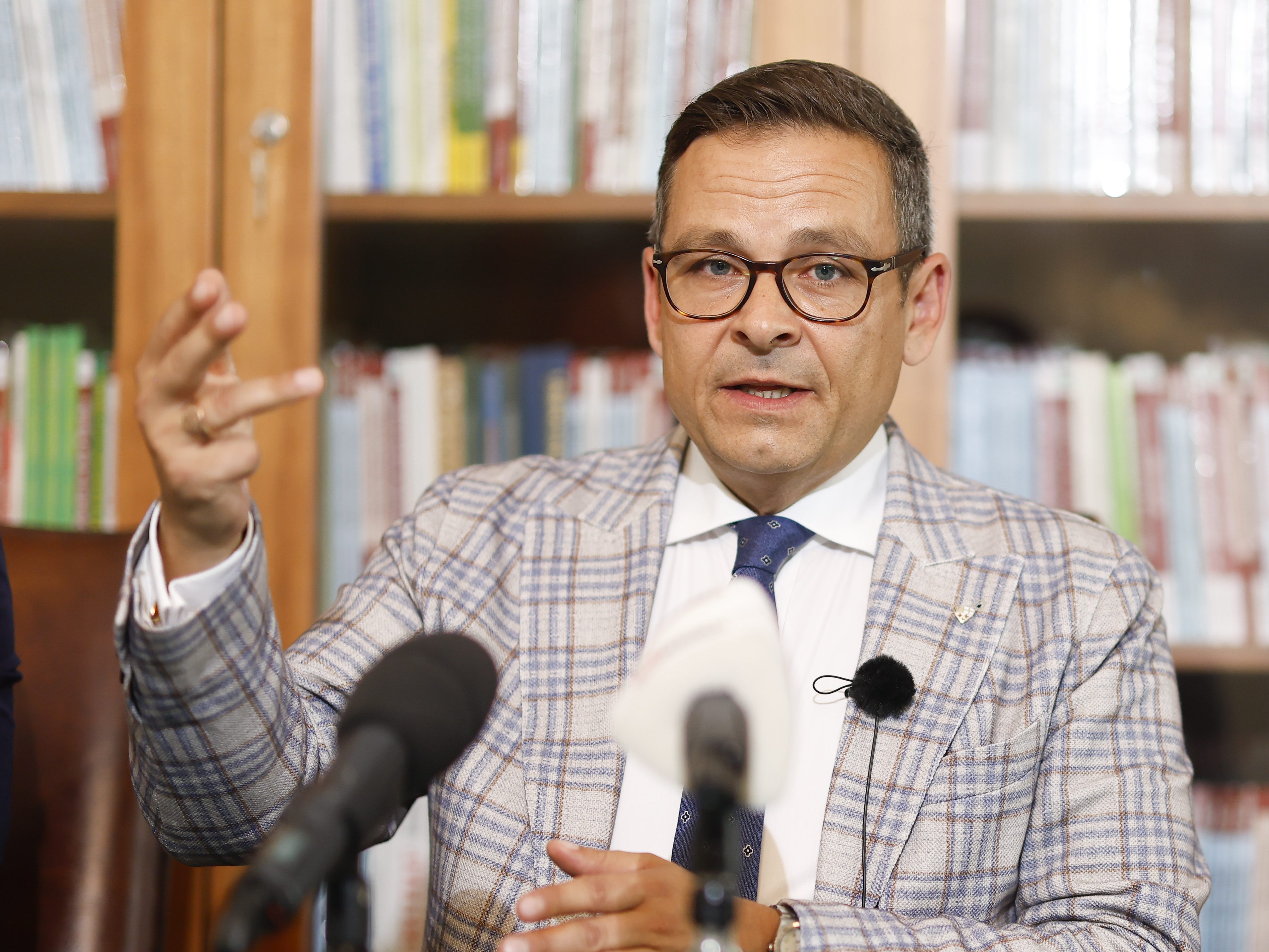 Gerald Grosz will dieses Monat seine Kandidatur für die Bundespräsidenten-Wahl bekanntgeben.