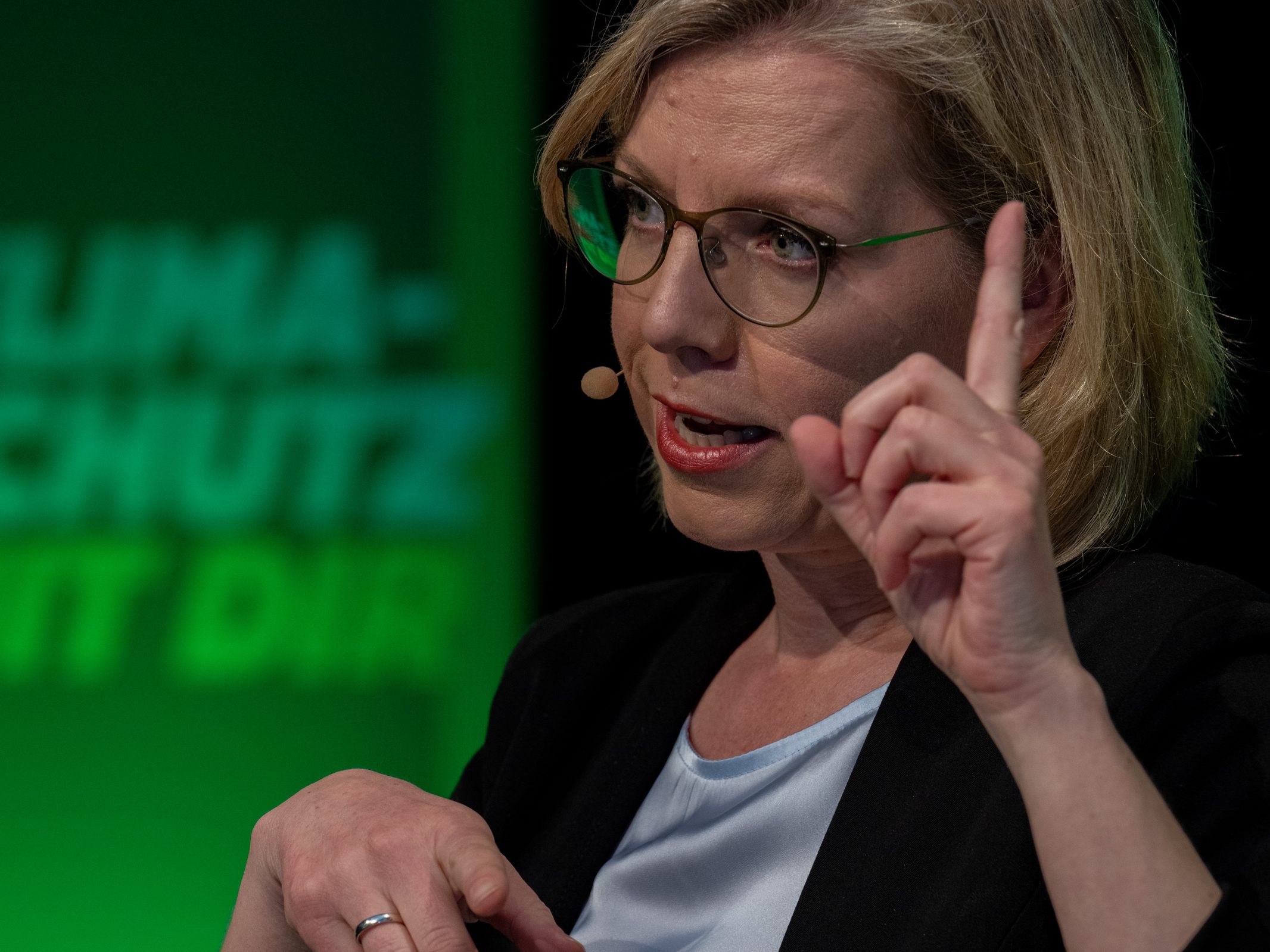 Die CO2-Bepreisung soll erst im Herbst in Kraft treten und der Klimabonus auf 250 Euro erhöht werden. Die CO2-Bepreisung soll erst im Herbst in Kraft treten und der Klimabonus auf 250 Euro erhöht werden.
