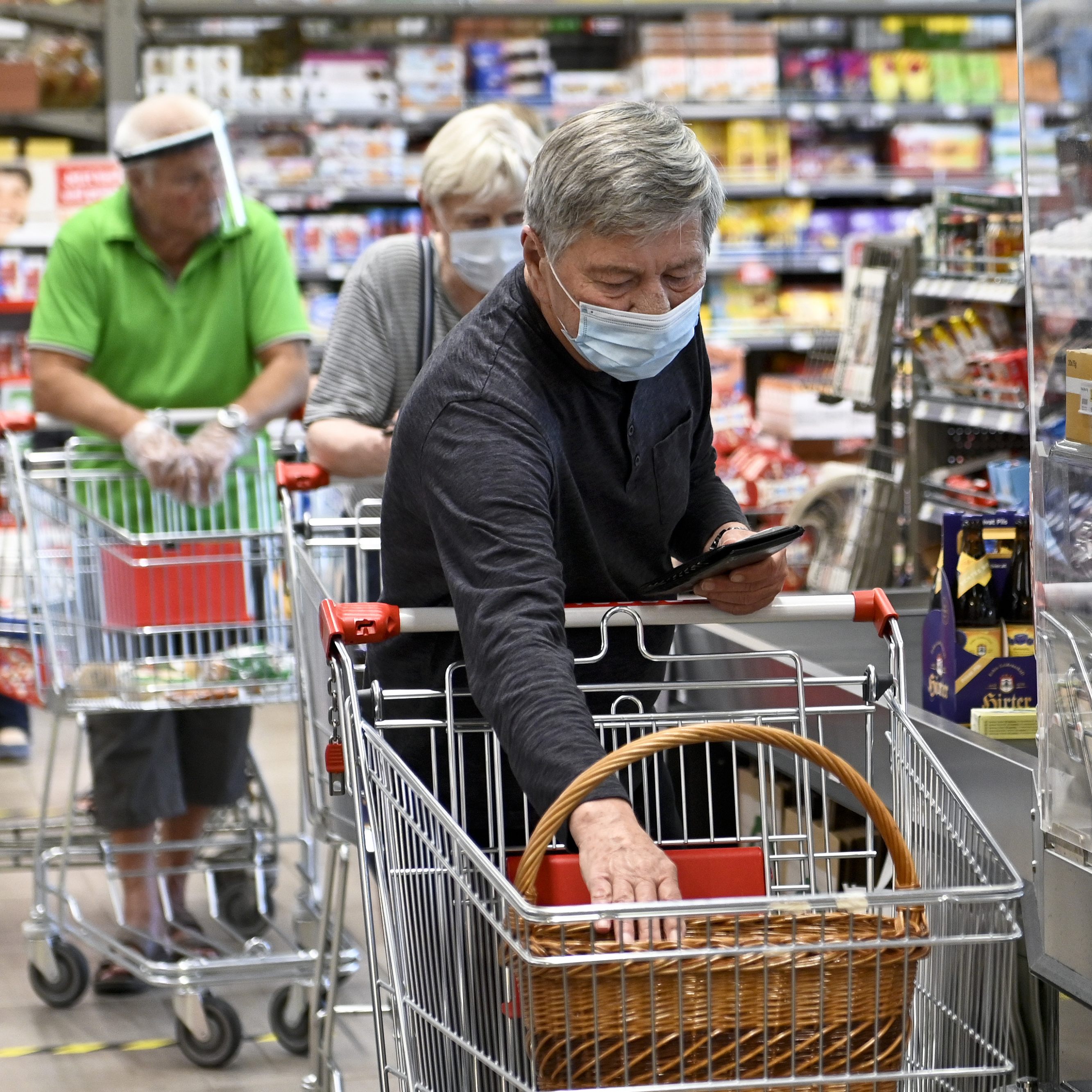Die Teuerung trifft auch die Österreicher und Österreicherinnen hart.