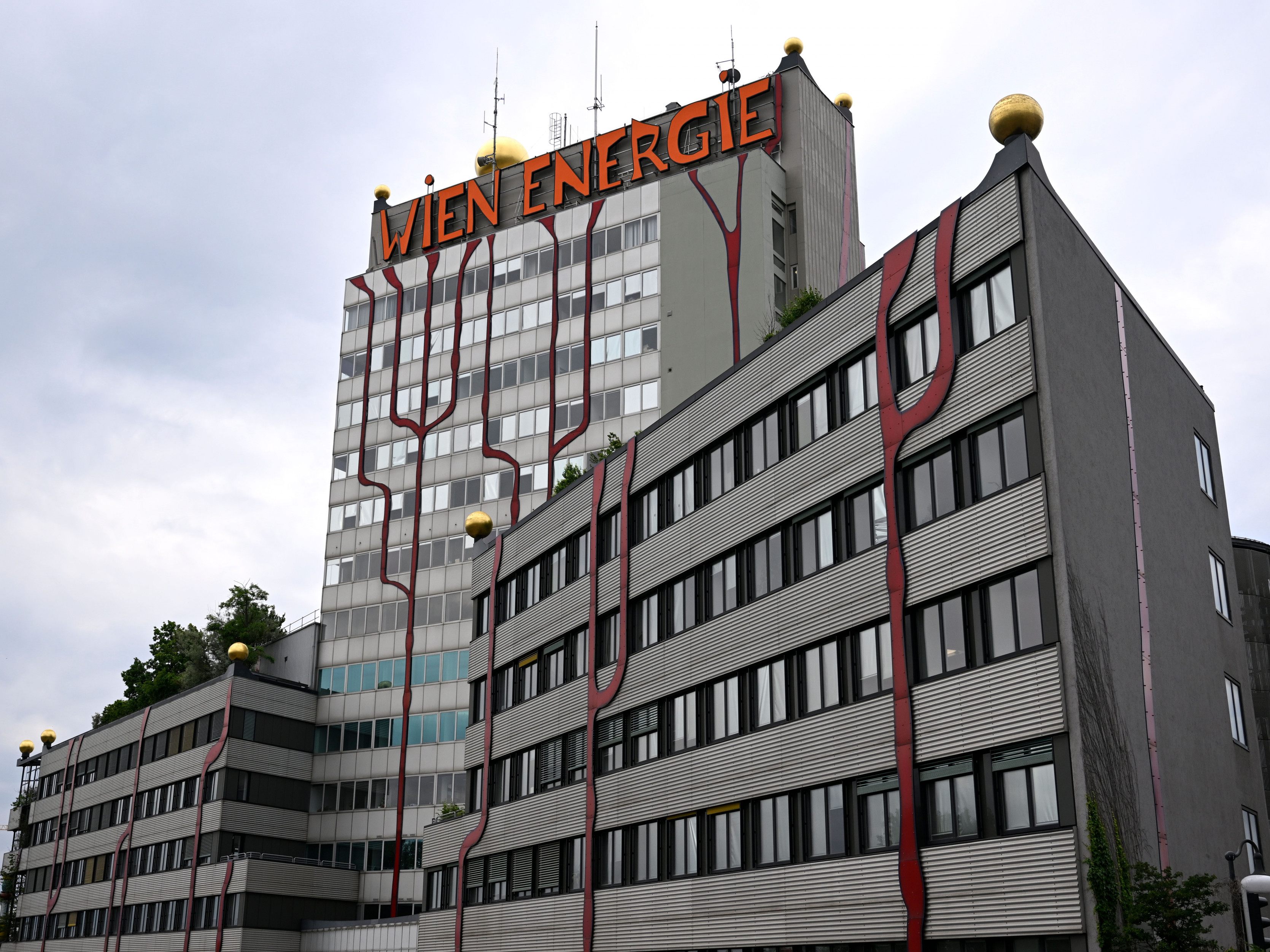 Nach der Ankündigung der Wien Energie die Fernwärmepreise um 92 Prozent zu erhöhen, plant die Stadt Wien nun ein Unterstützungspaket.