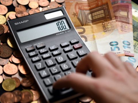 Budget: Rechnungsabschluss zeigt für 2021 Defizit von 5,9 Prozent.