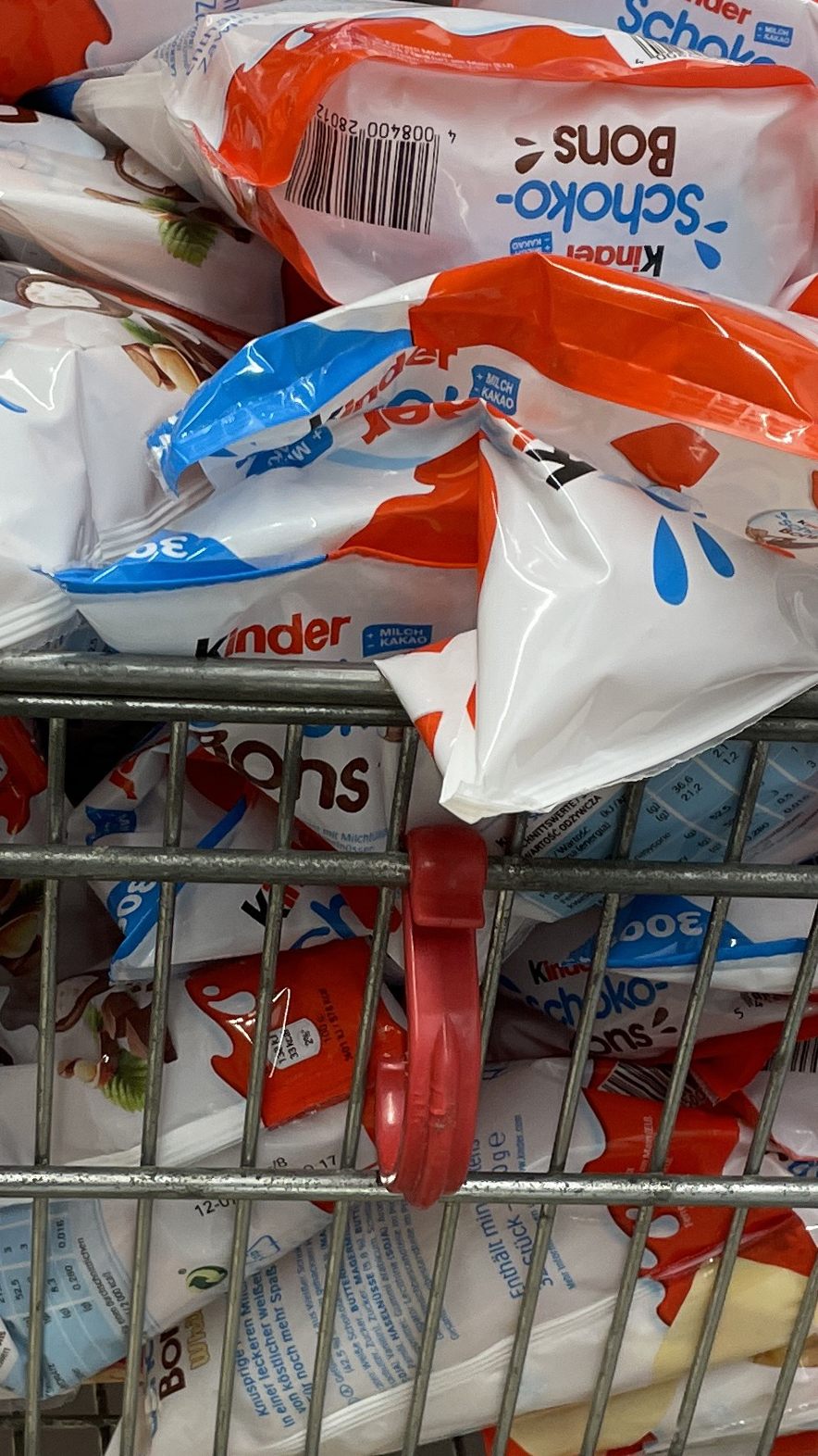 Kurz vor Ostern musste Ferrero mehrere Kinder-Schokolade-Produkte zurückrufen wegen Salmonellengefahr.