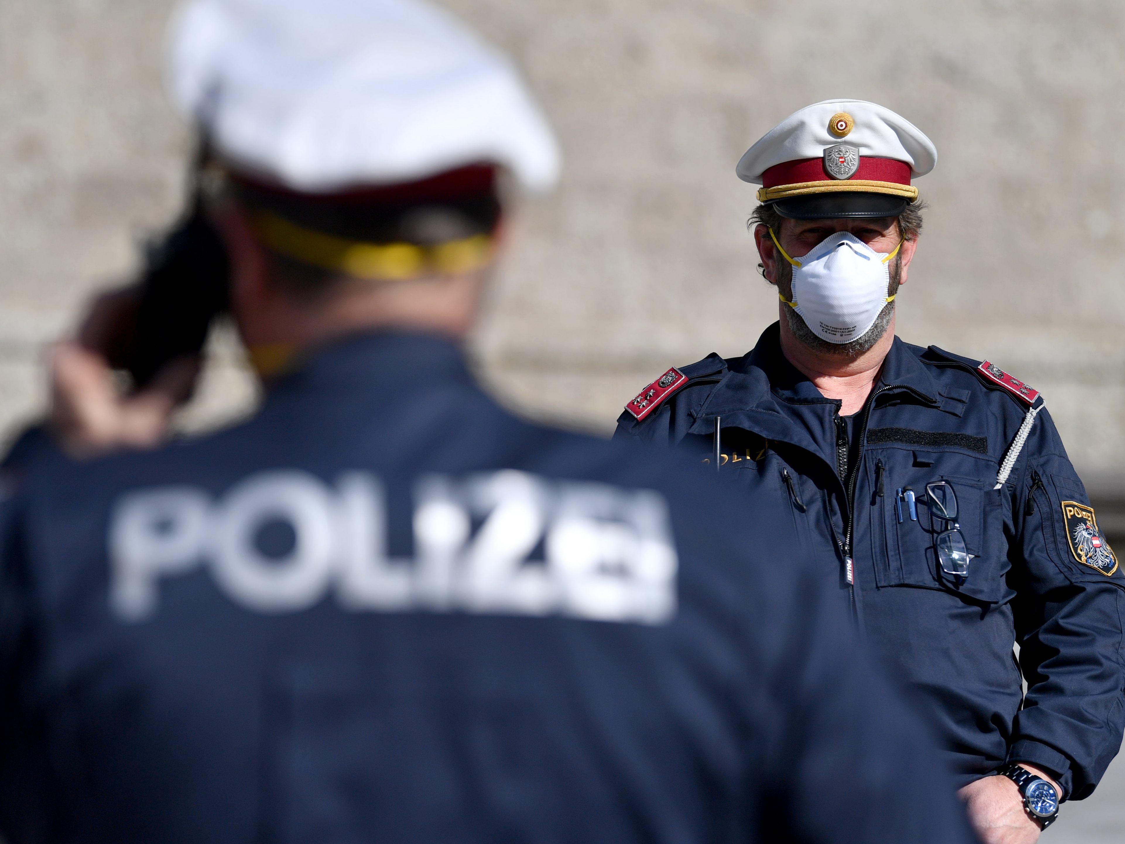 Am Donnerstag eskalierte ein Streit zwischen zwei Männern am Lerchenfelder Gürtel in Wien. Einer zog dabei ein Messer.