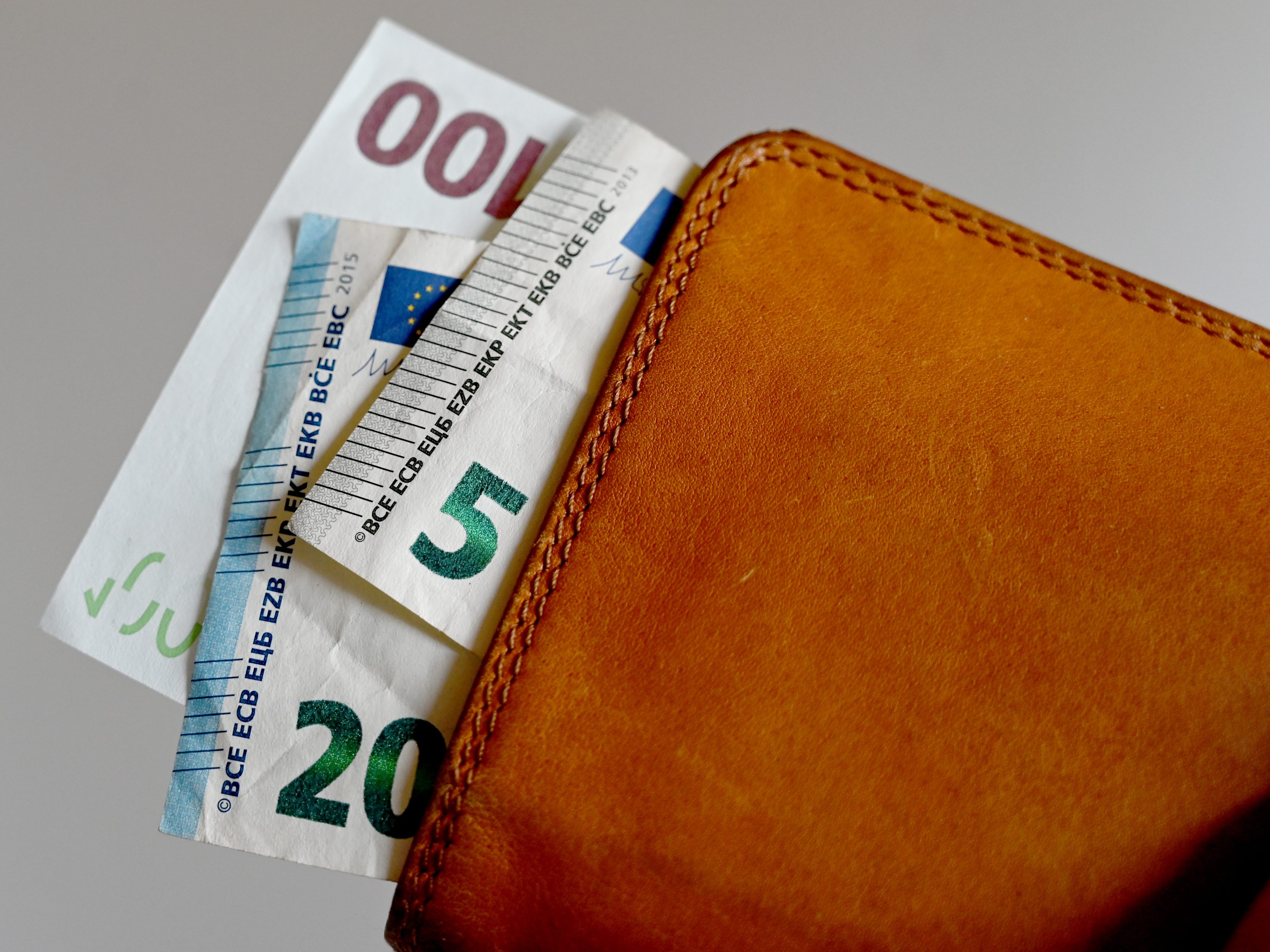 Aufgrund der Teuerung sollen nächste Woche Entlastungspakete beschlossen werden.