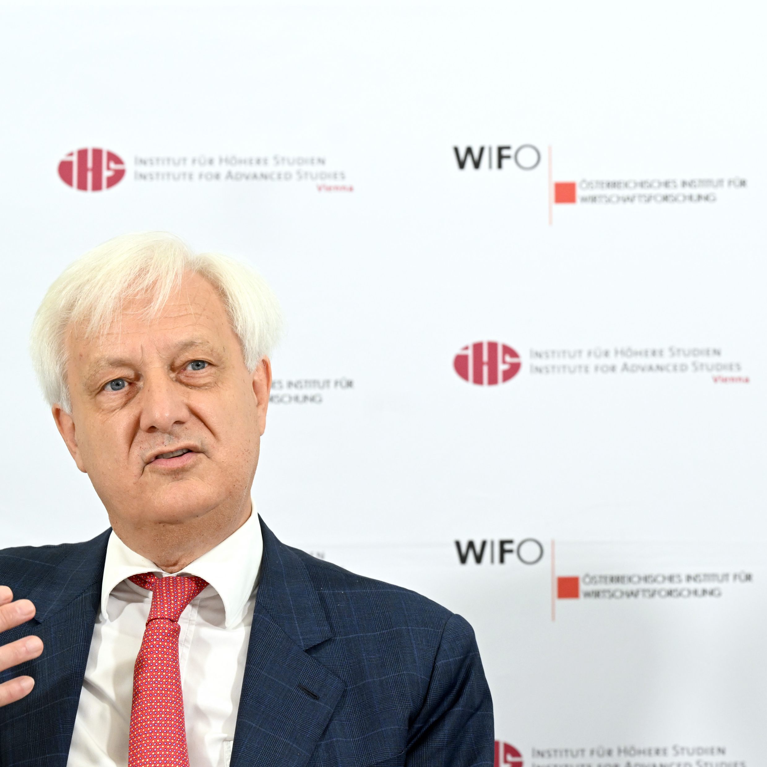 Wifo und IHS halten Horrorszenarien bei einem Gaslieferungsstopp für unwahrscheinlich.