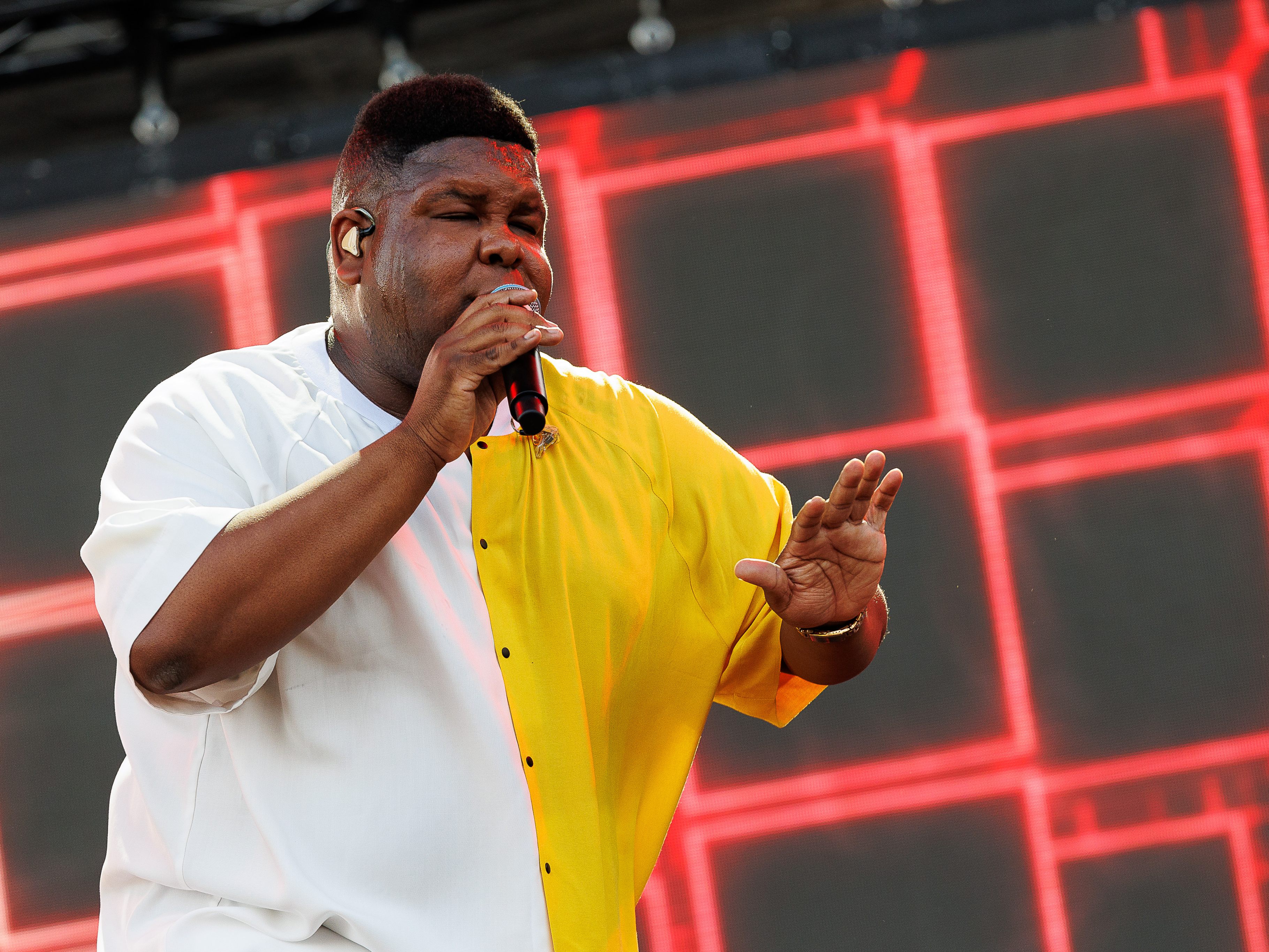 Donauinselfest 2022: Poppiger Start mit Tina Naderer und Ray Dalton. Donauinselfest 2022: Poppiger Start mit Tina Naderer und Ray Dalton.