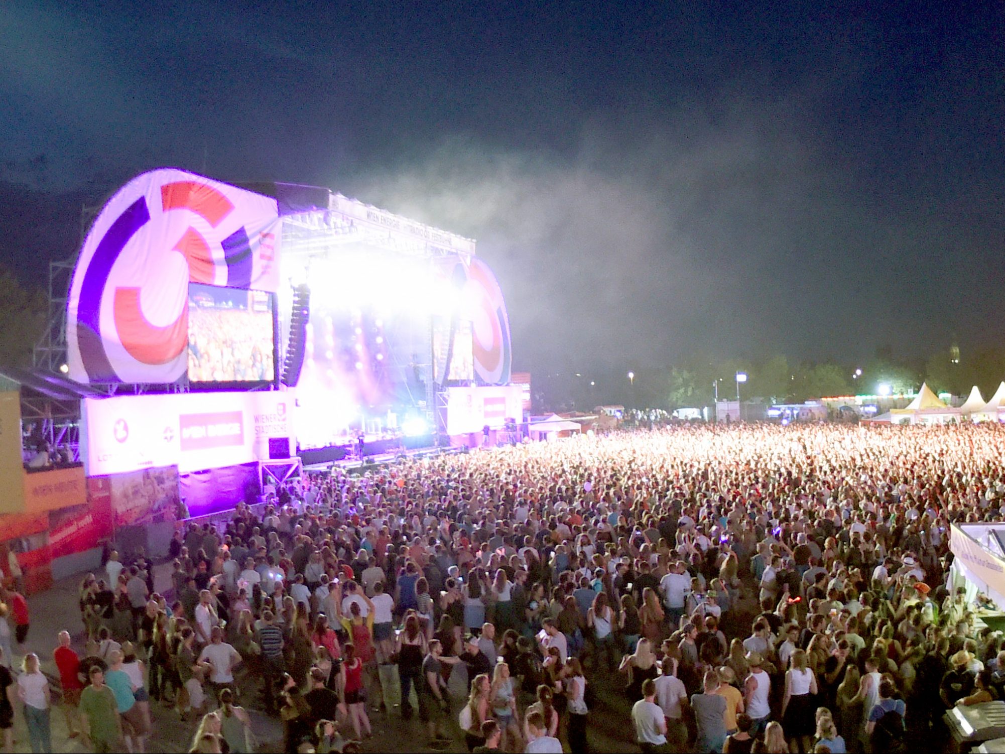 Am Donauinselfest 2022 werden wieder zahlreiche österreichischen Acts auftreten