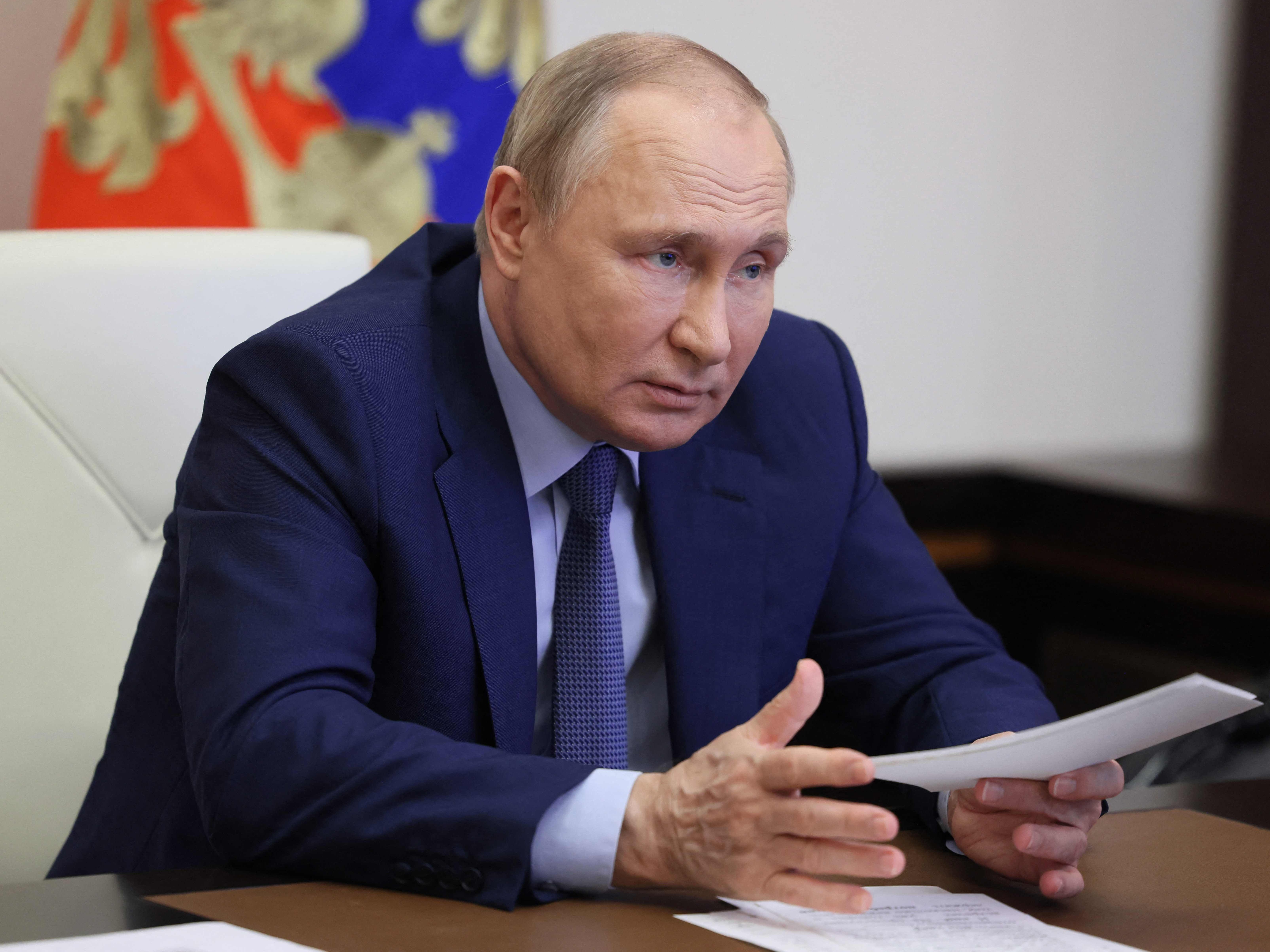 Die traditionelle Fernseh-Audienz von Russlands Präsident Wladimir Putin wird verschoben. Die traditionelle Fernseh-Audienz von Russlands Präsident Wladimir Putin wird verschoben.