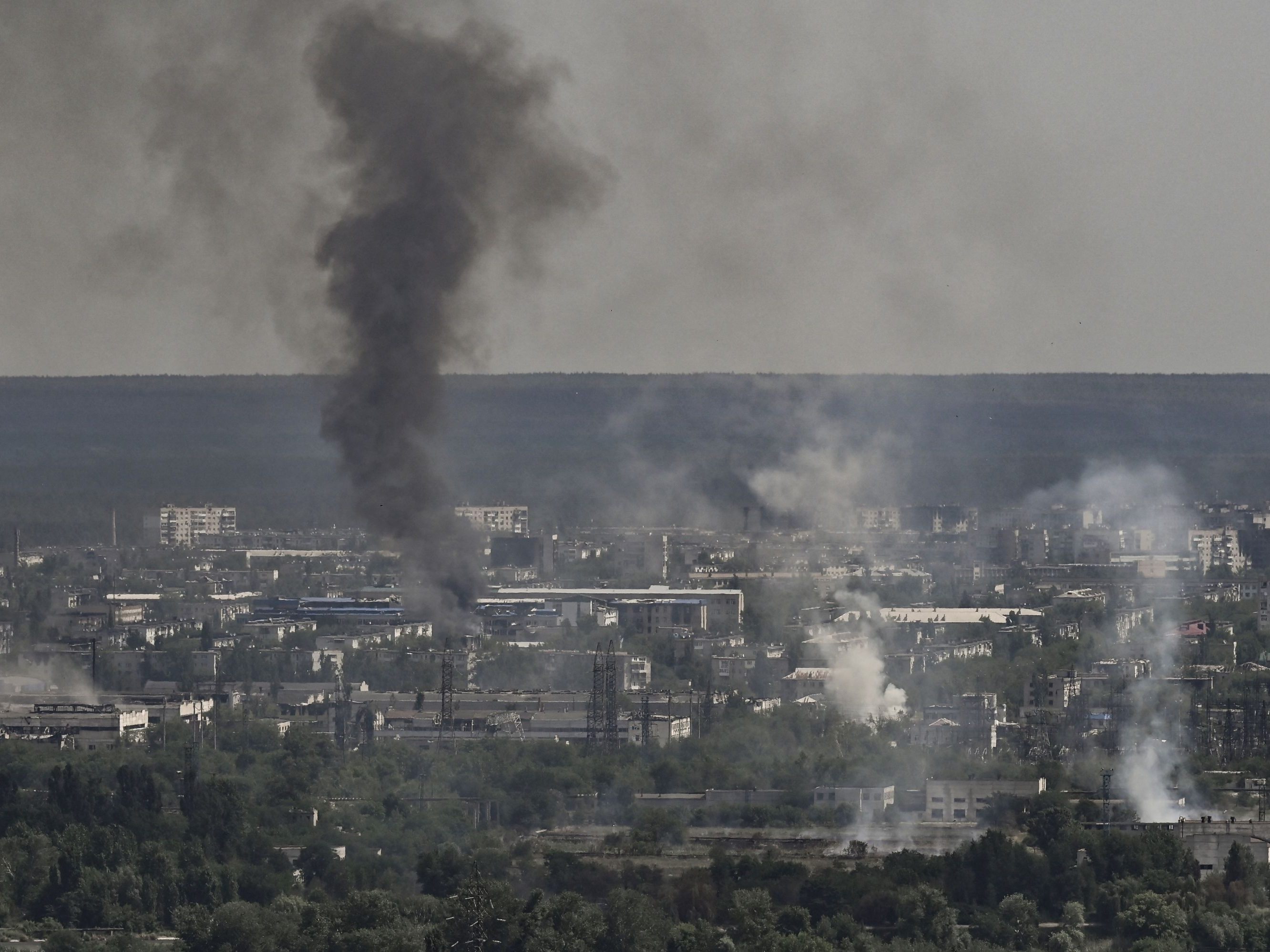 Die Situation in Sjewjerodonezk hat sich extrem verschärft. Die Situation in Sjewjerodonezk hat sich extrem verschärft.