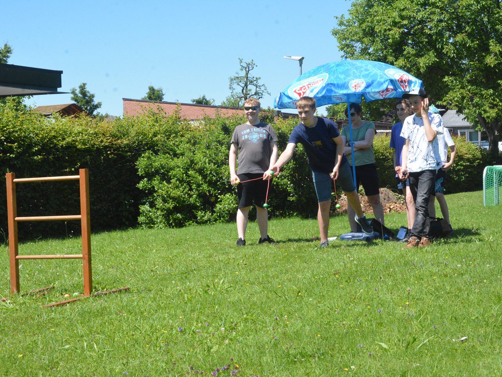 Beim Spielefest der Mittelschule Hasenfeld gab es viele spannende Spielestationen zu erkunden.