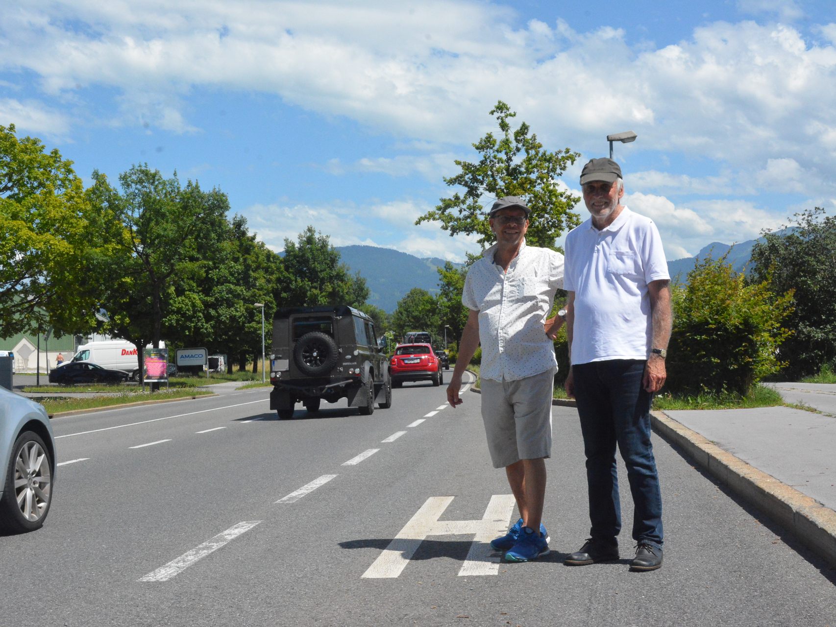 Markus Hämmerle (links) und Manfred Hagen (rechts) suchen nach Lösungen für den öffentlichen Verkehr. Markus Hämmerle (links) und Manfred Hagen (rechts) suchen nach Lösungen für den öffentlichen Verkehr.
