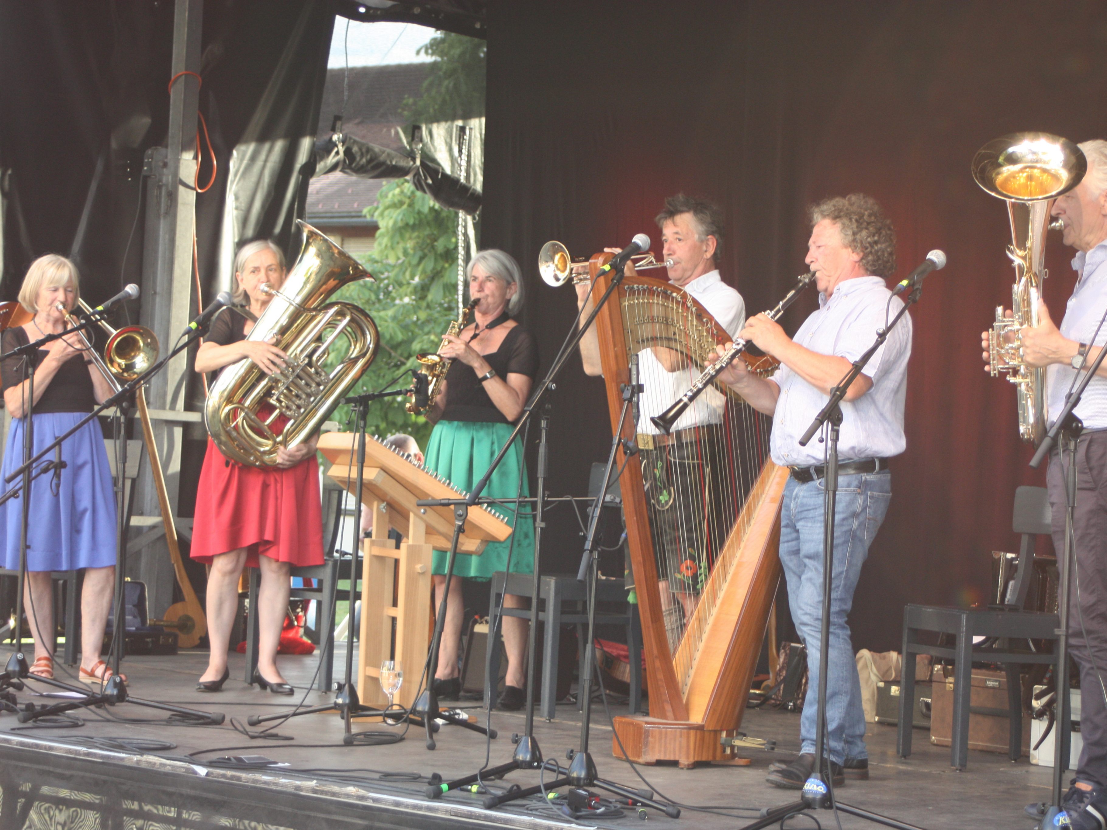 Oft ins Lachen brachte die Gruppe Well aus Bayern die Besucher am Rankweiler Marktplatz.