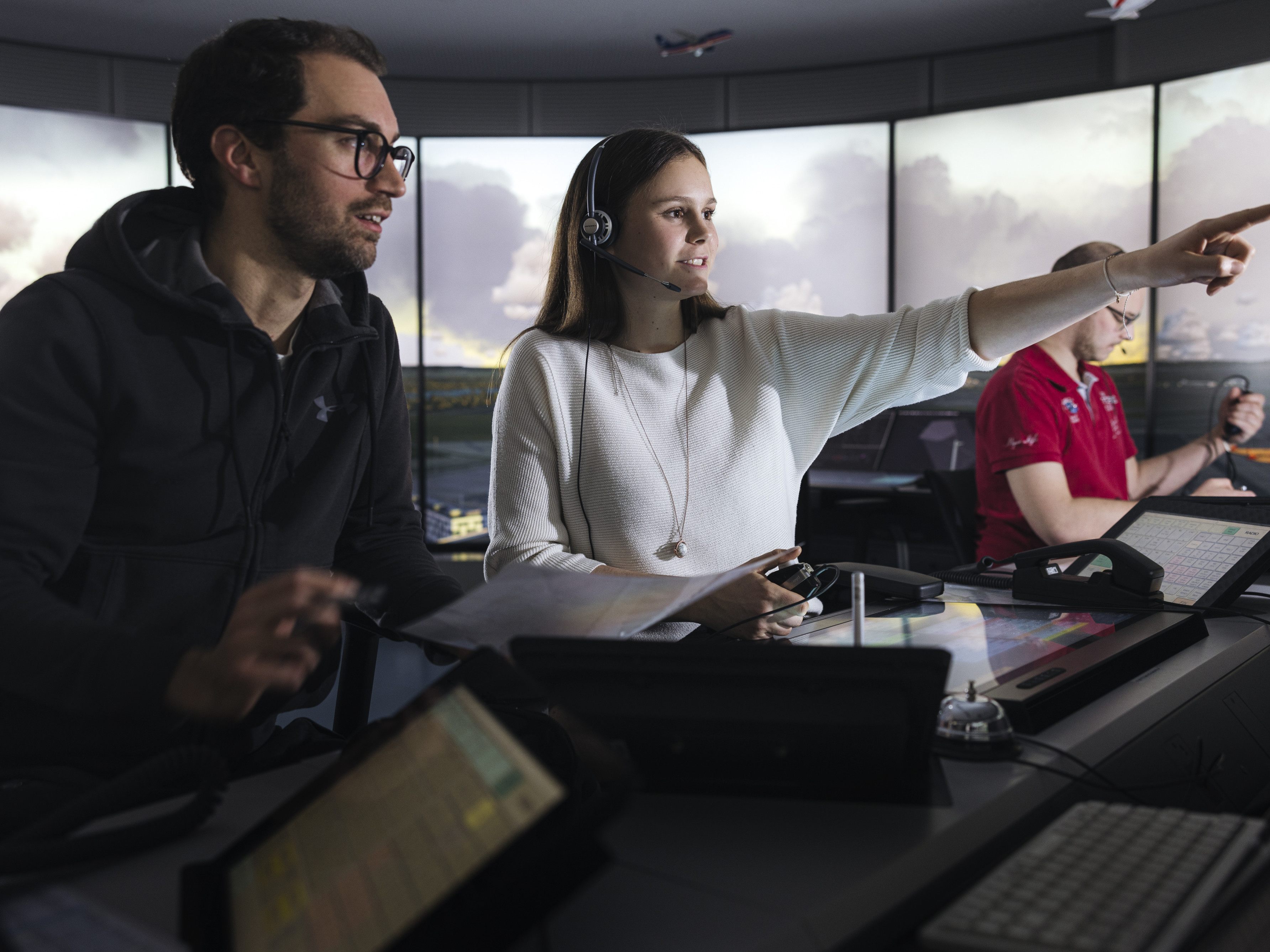 Der Austro Control Recruiting-Day findet am 11. Juni wieder in Wien statt. Der Austro Control Recruiting-Day findet am 11. Juni wieder in Wien statt.