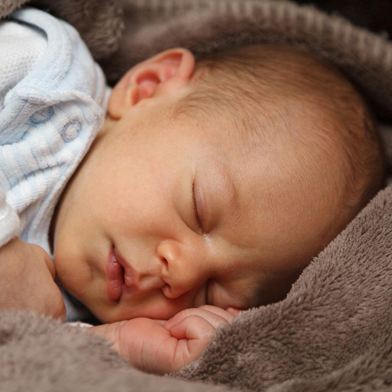 Der Babyschlafsack der Marke Boninio wird zurückgerufen wegen Erstickungsgefahr.