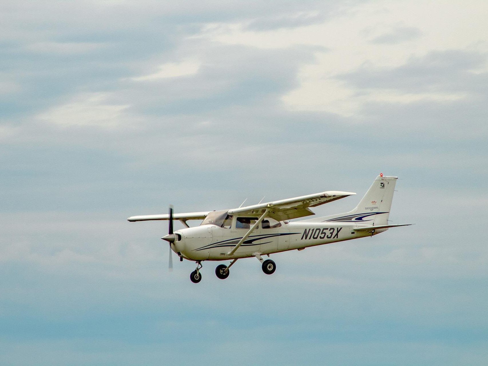 Die Insassen der Cessna 172 wurden bei dem Absturz verletzt. Die Insassen der Cessna 172 wurden bei dem Absturz verletzt.