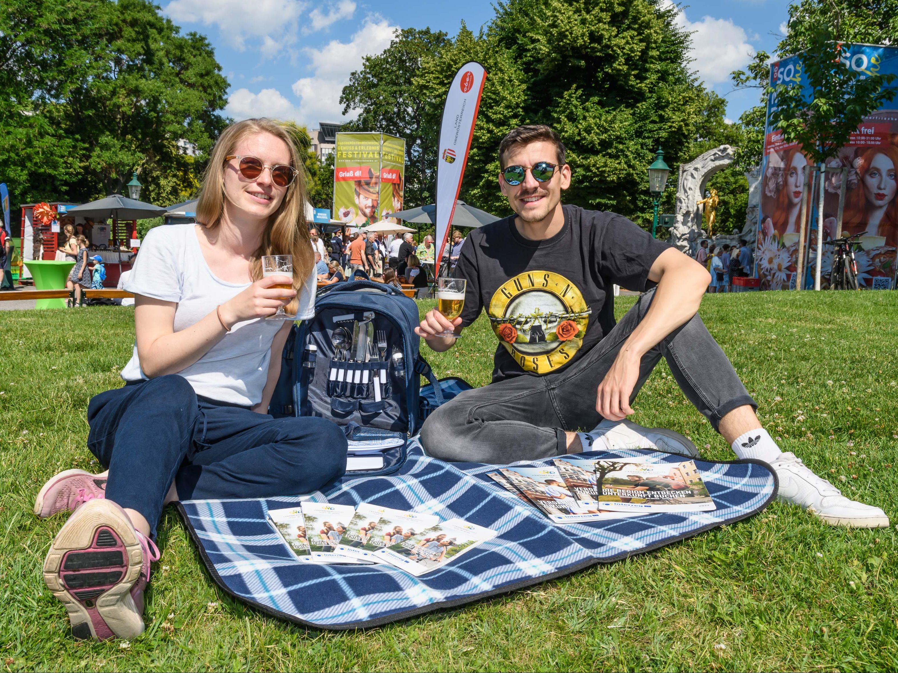 Die OÖ Sommerfrische lockte viele Besucher in den Wiener Stadtpark. Die OÖ Sommerfrische lockte viele Besucher in den Wiener Stadtpark.