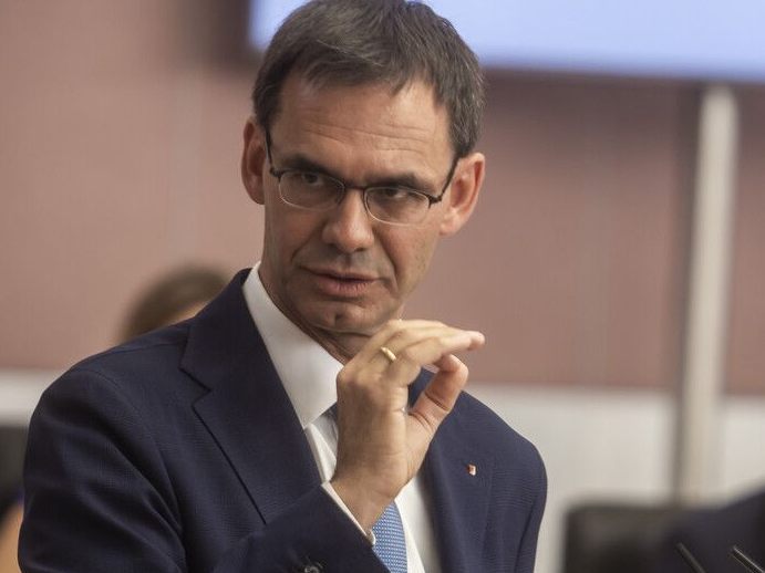 Wallner zieht sich zurück: So geht es jetzt weiter - VOL.AT