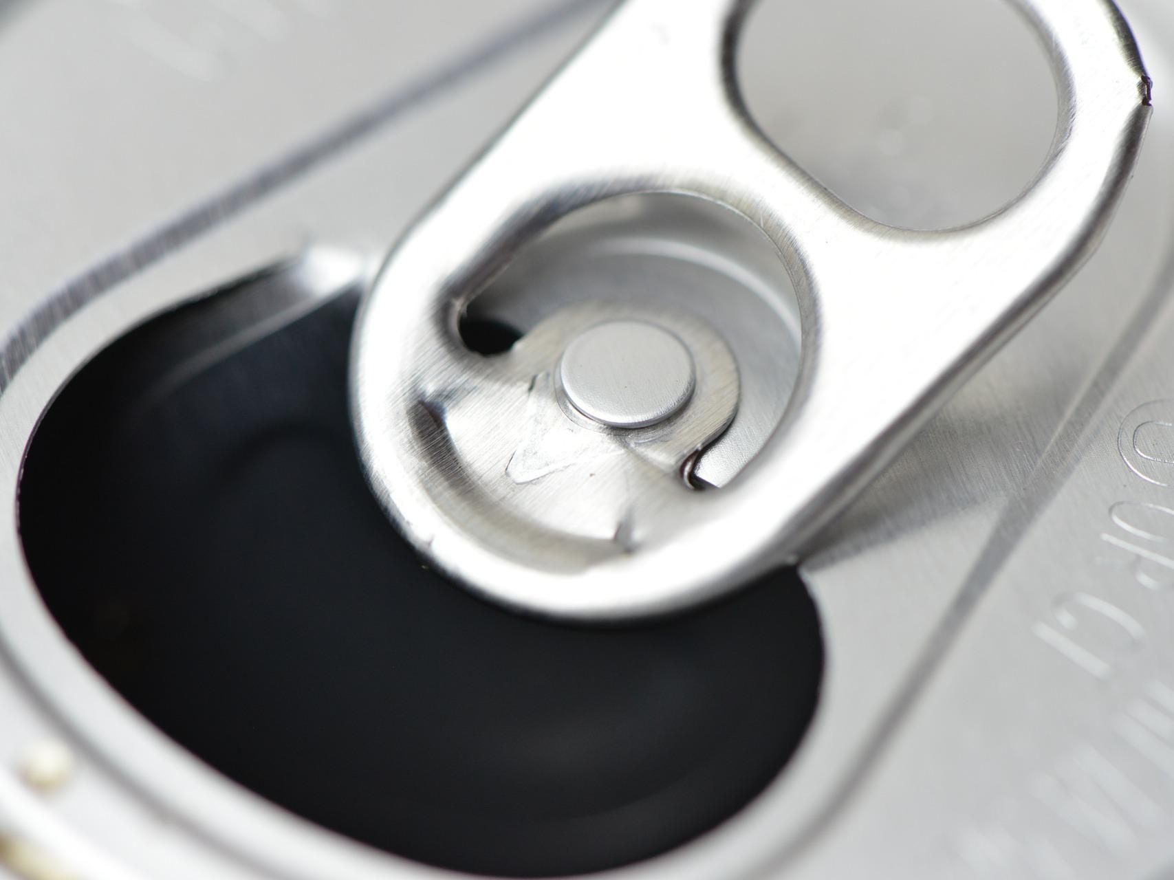Regelmäßiger Genuss von Energydrinks schadet der Gesundheit.