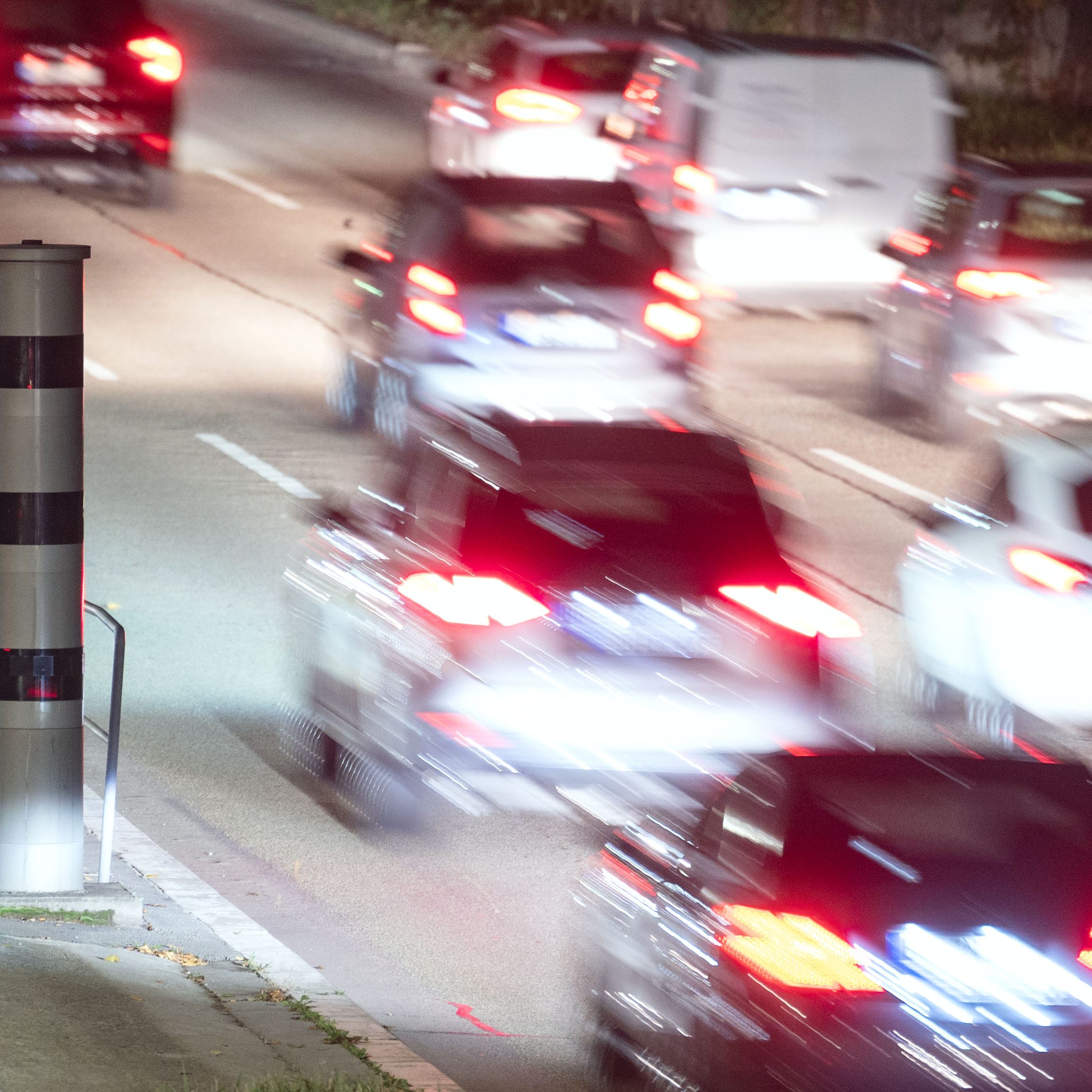 Wieviel Erdgas durch senken der Tempolimits auf Autobahnen gespart werden könnte, ist unklar.