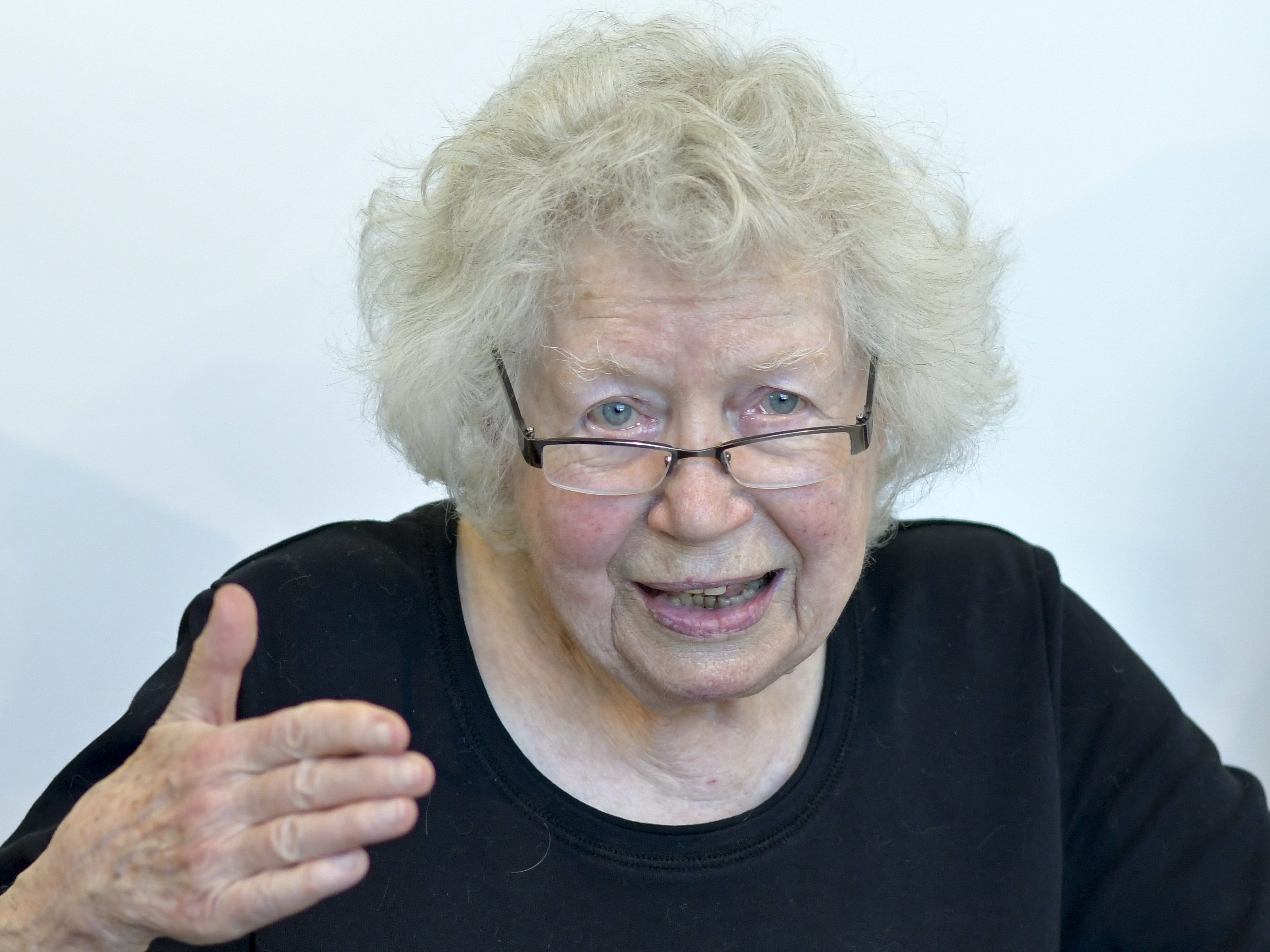 Die Wiener Schriftstellerin Lotte Ingrisch starb am Sonntag im Alter von 92 Jahren. Die Wiener Schriftstellerin Lotte Ingrisch starb am Sonntag im Alter von 92 Jahren.