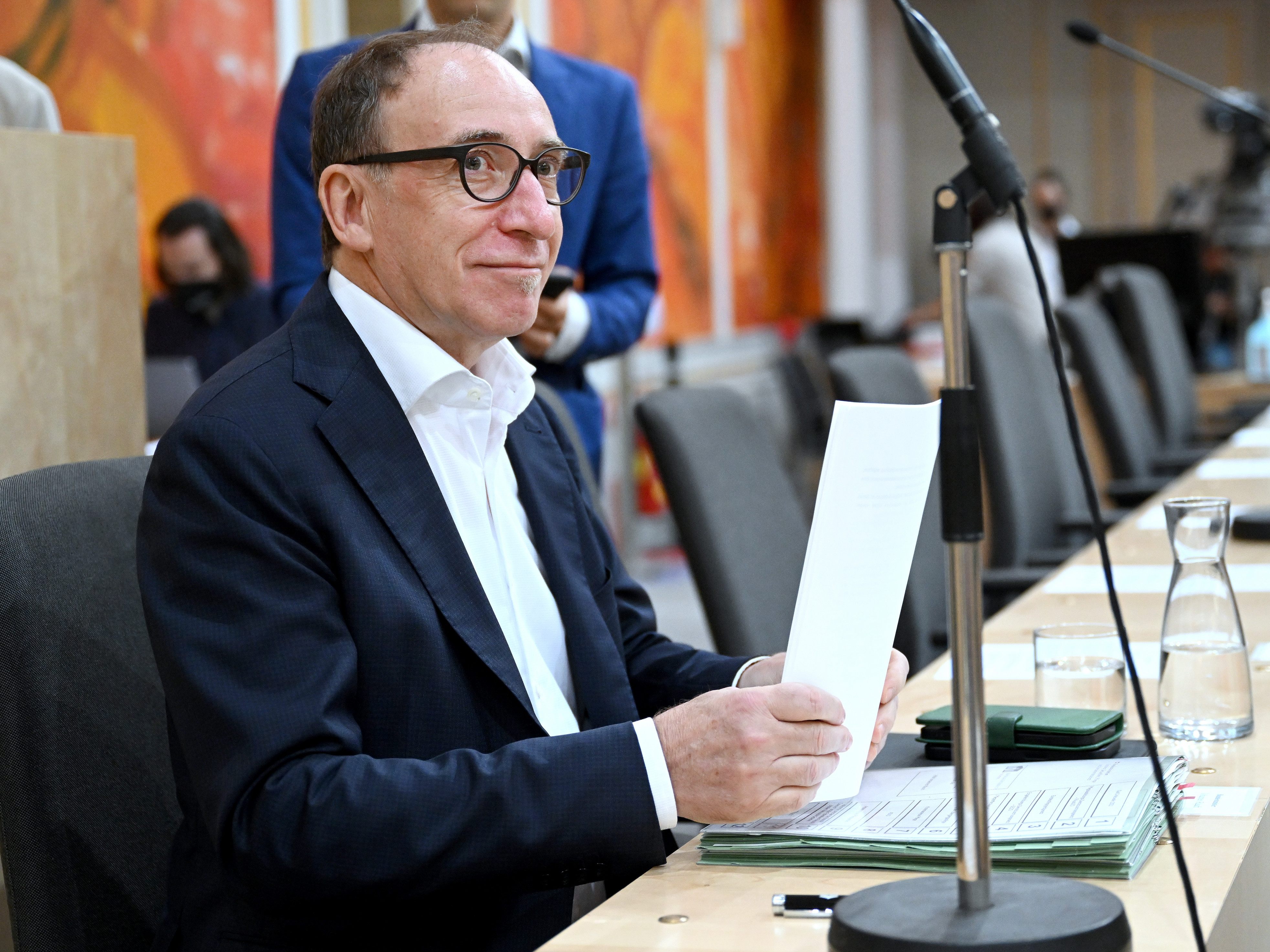 Sozialminister Johannes Rauch (Grüne) möchte zumindest bei kleinen und mittleren Pensionsbezügen die Inflation abgelten.