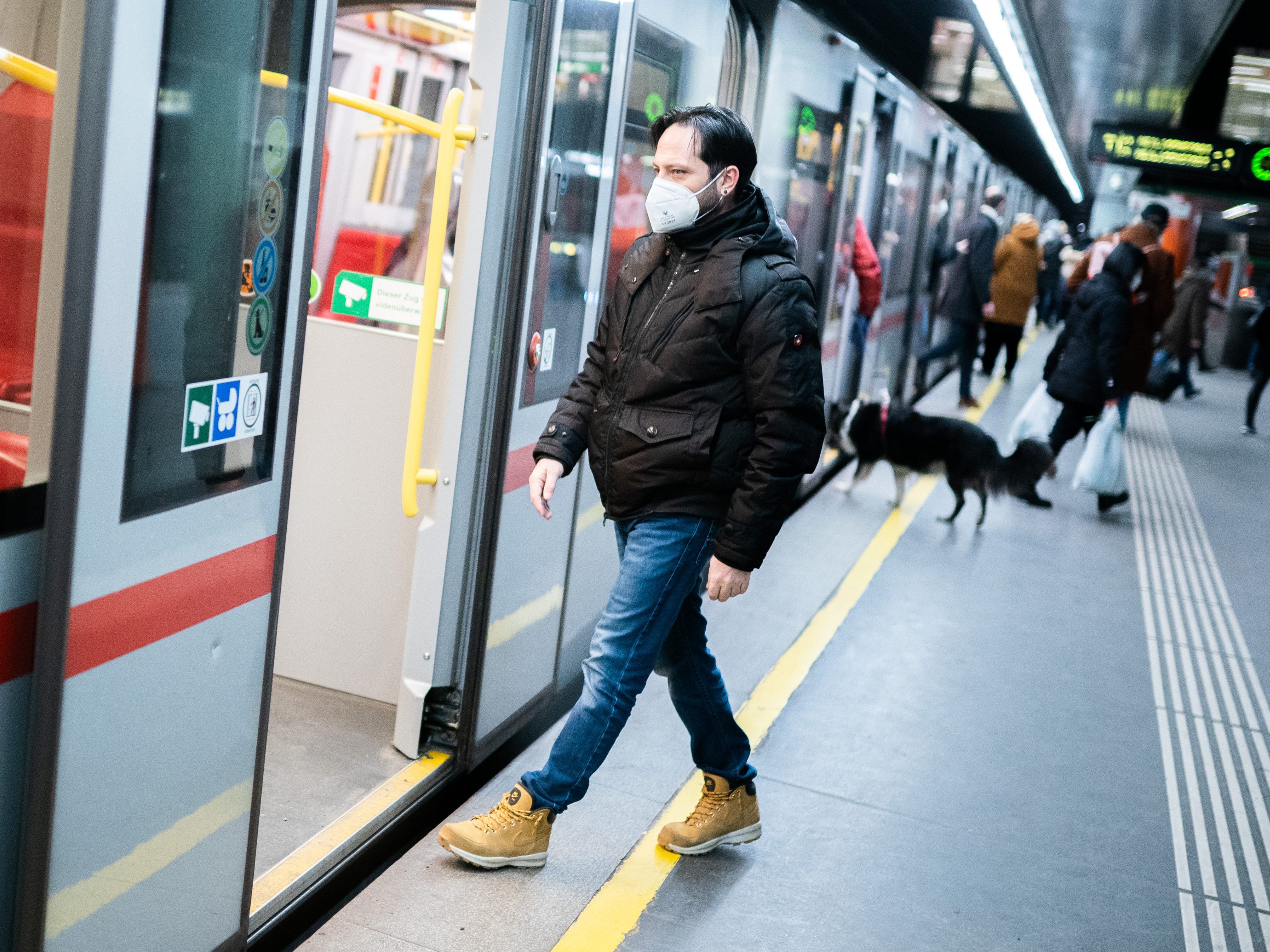 Wegen einer Welle an Pensionierungen suchen die Wiener Linien heuer hunderte neue Mitarbeiter.