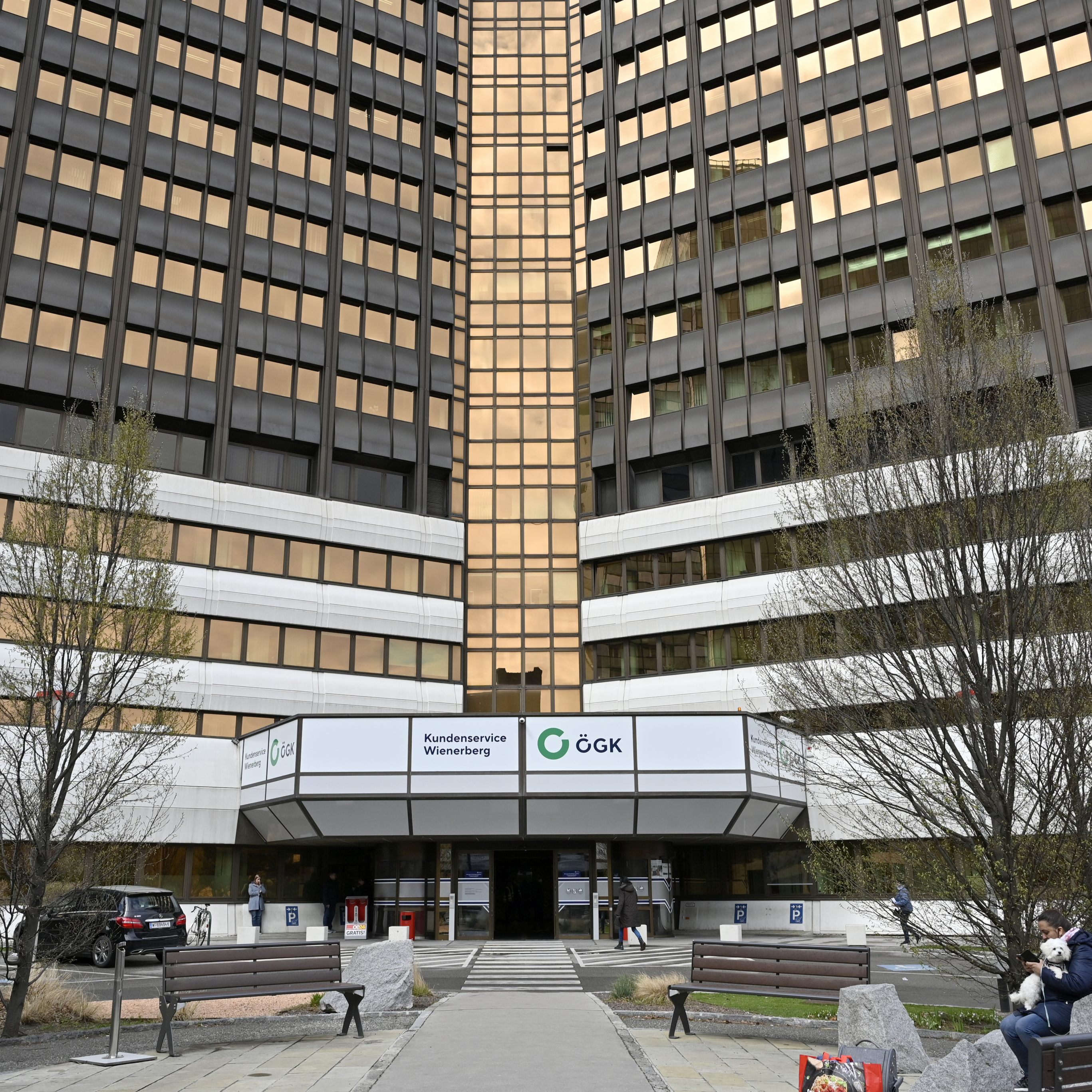 Bei der Reform der Krankenkassen sei die Ungleichheit zwischen den Versicherten nicht beseitigt worden.