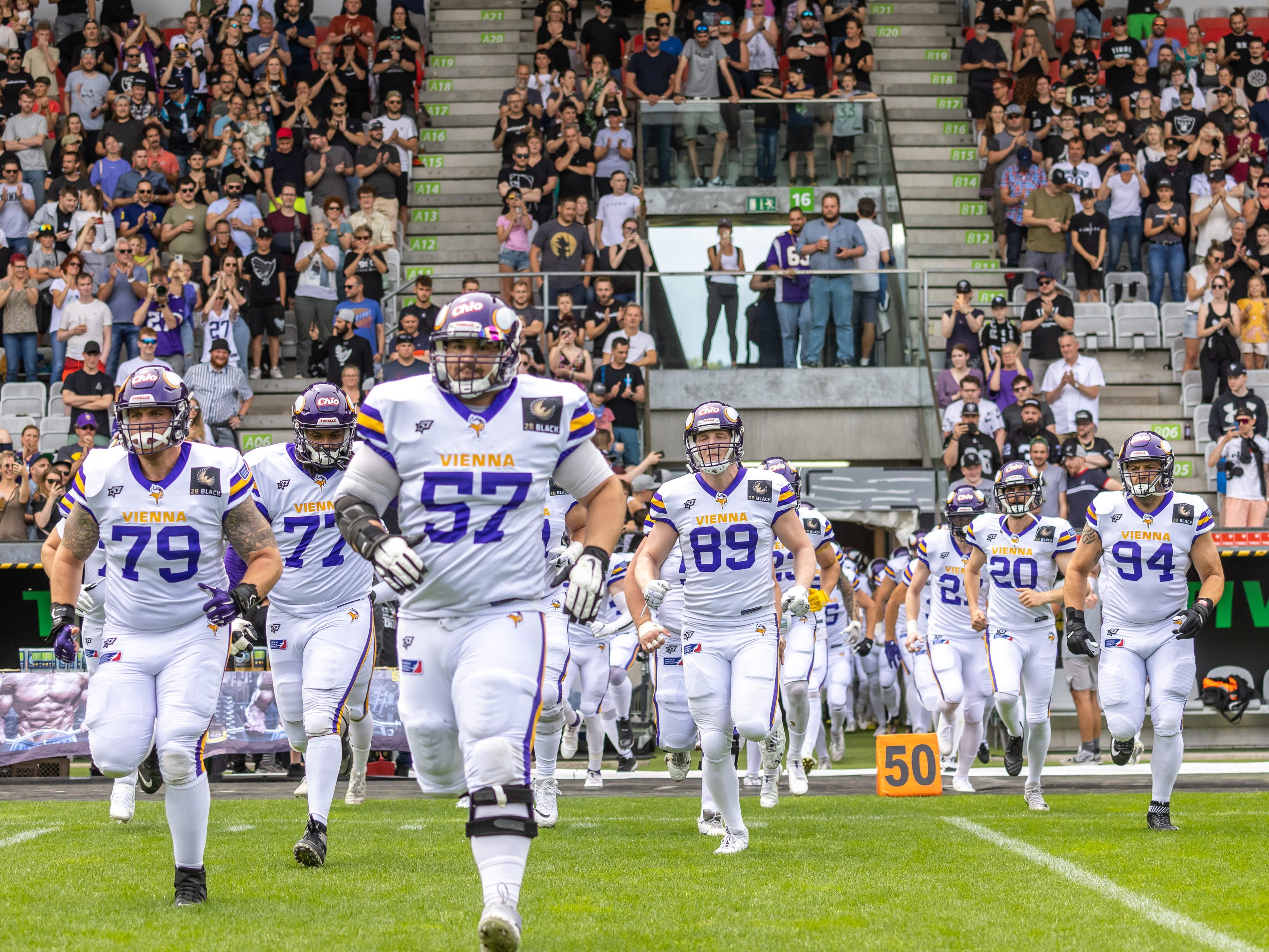 Die Vienna Vikings gewannen das ELF-Spitzenspiel bei Barcelona. Die Vienna Vikings gewannen das ELF-Spitzenspiel bei Barcelona.