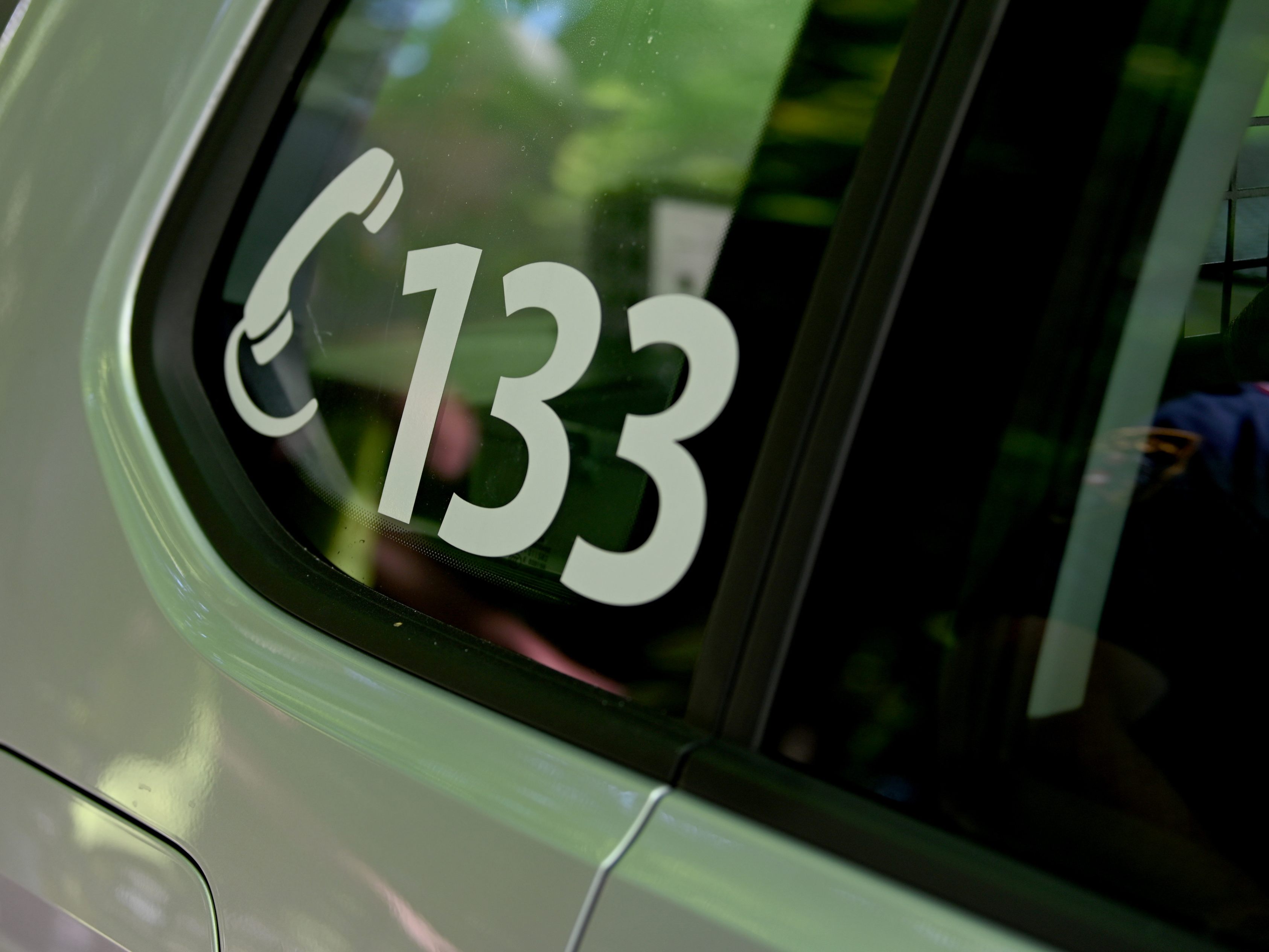 Ein Mann wurde am Bahnhof Wien-Floridsdorf mit einem Baseballschläger geschlagen.